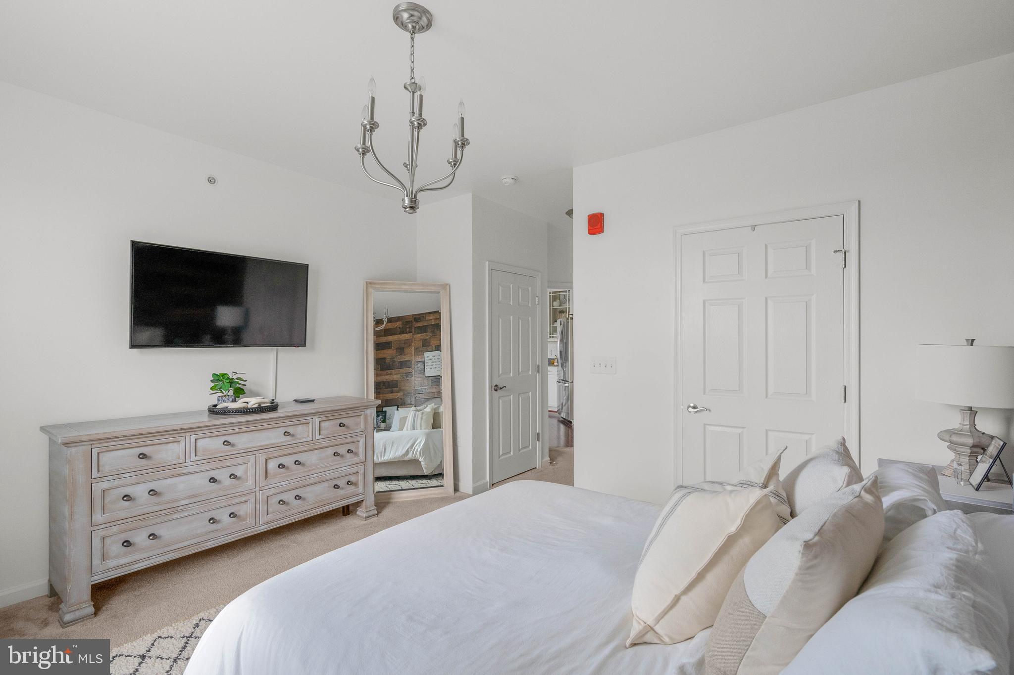 NORBECK CROSSING - Residential