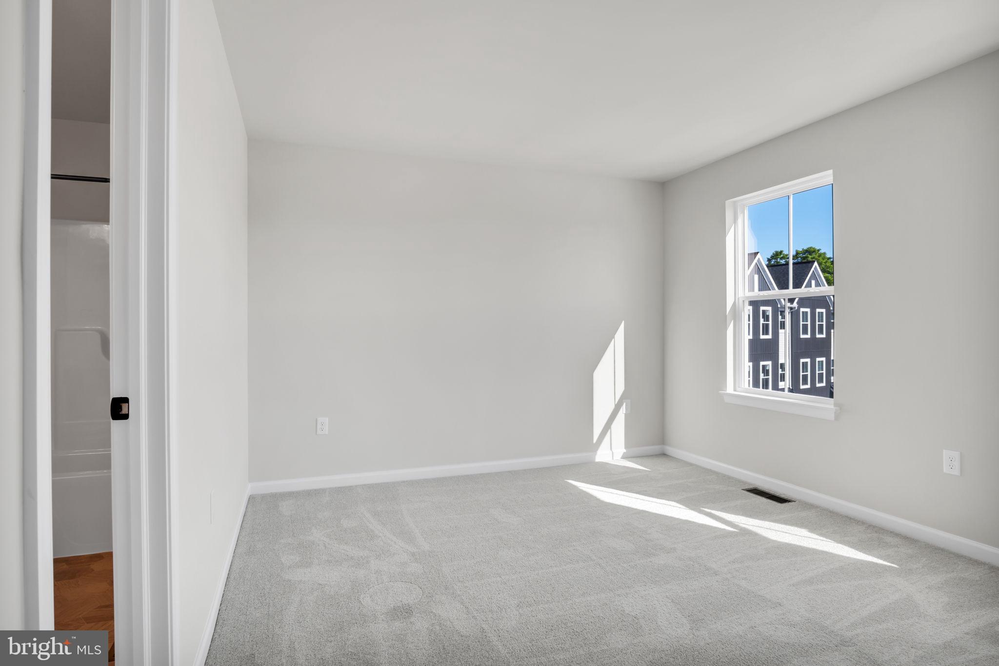 CREEK TERRACE - Residential