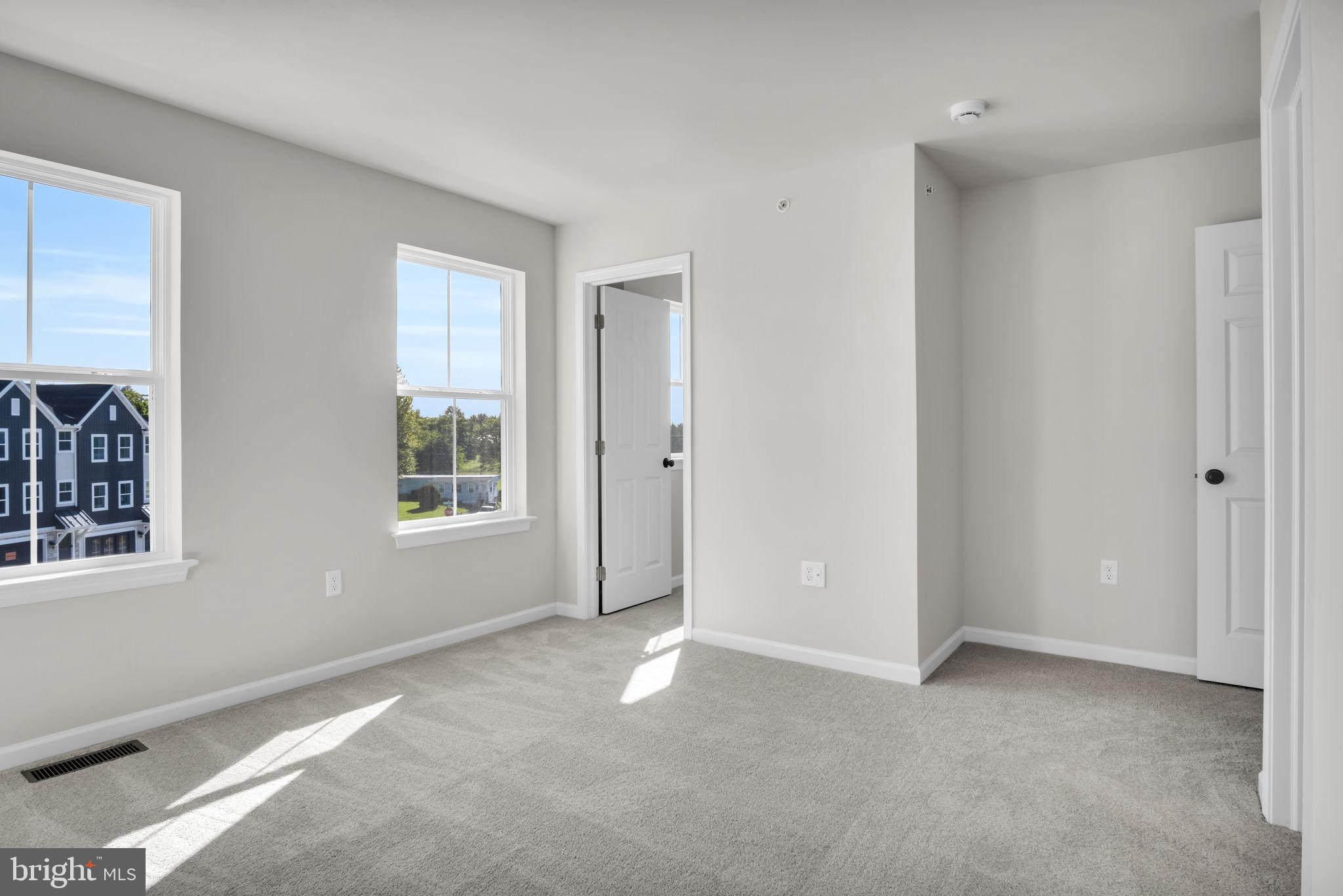 CREEK TERRACE - Residential