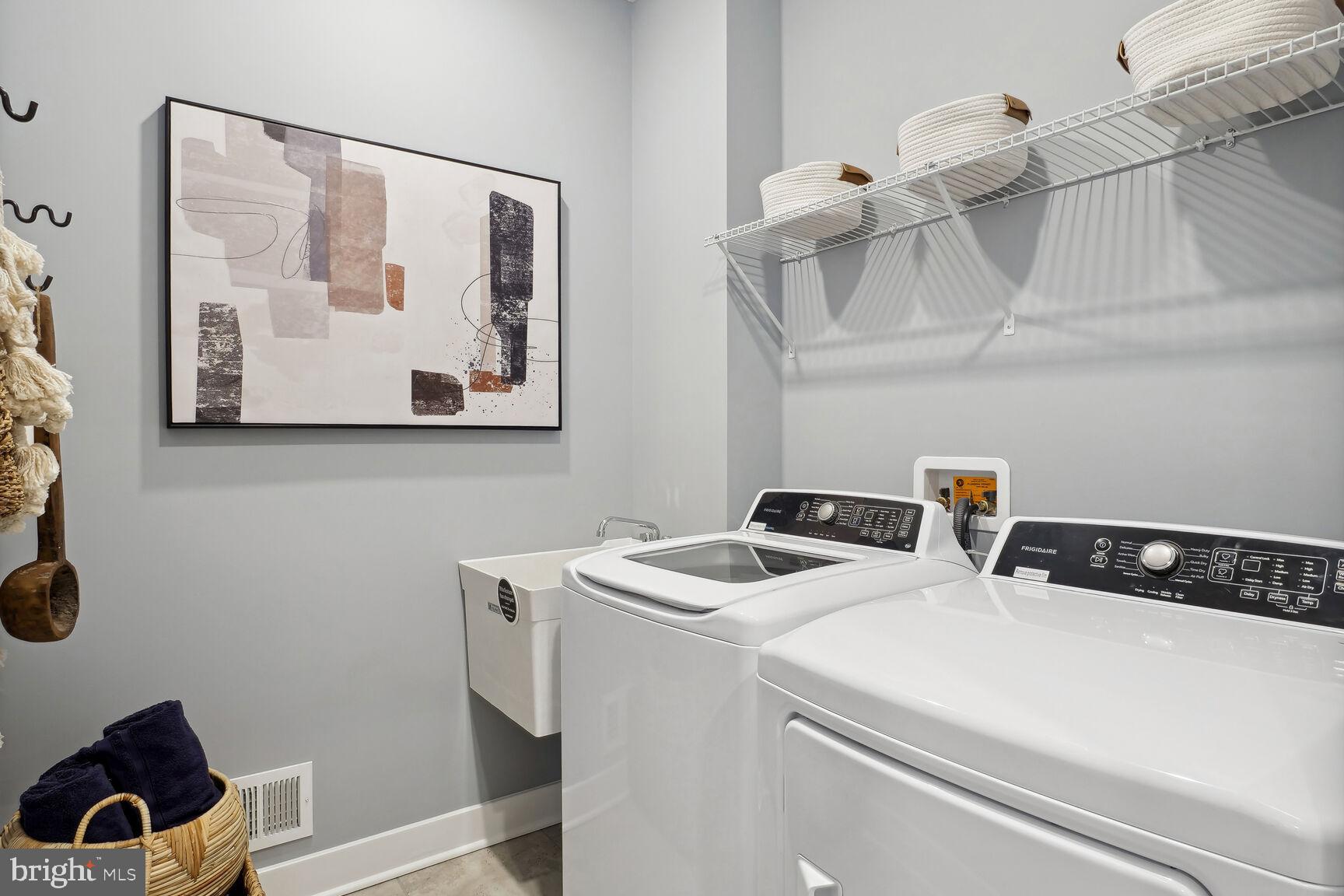 BRIDGEWATER - Residential