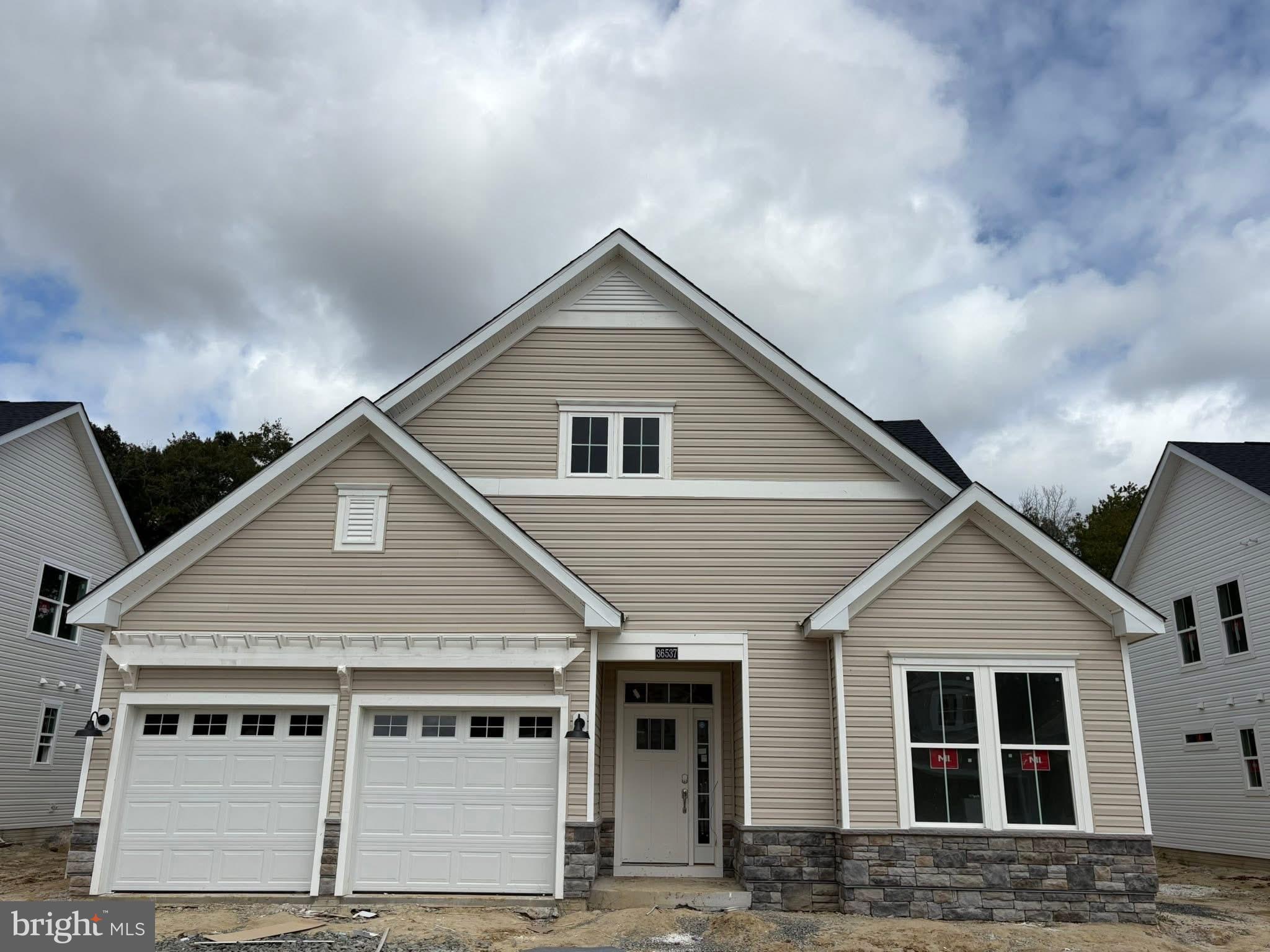 BRIDGEWATER - Residential