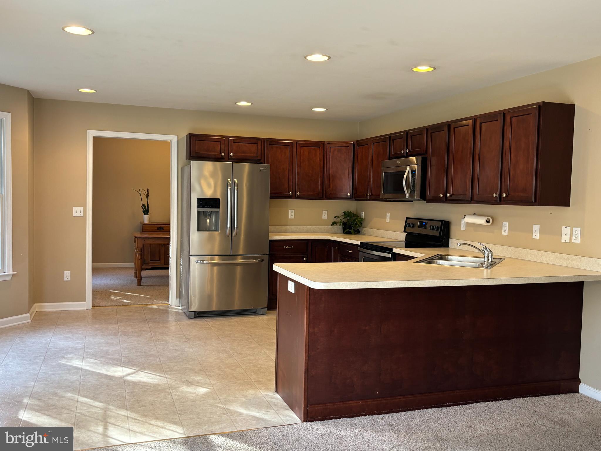 SAWMILL COURT - Residential