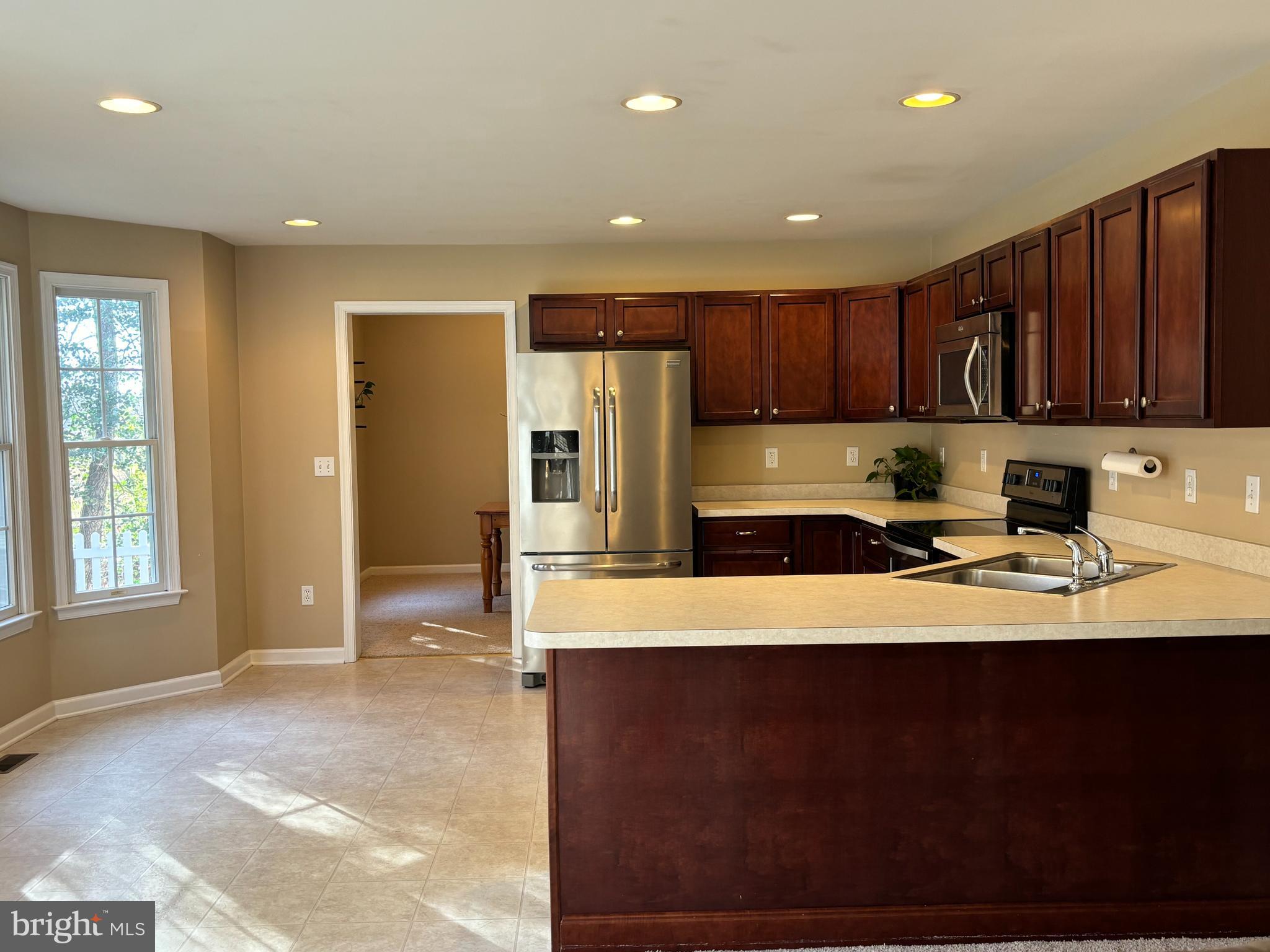 SAWMILL COURT - Residential