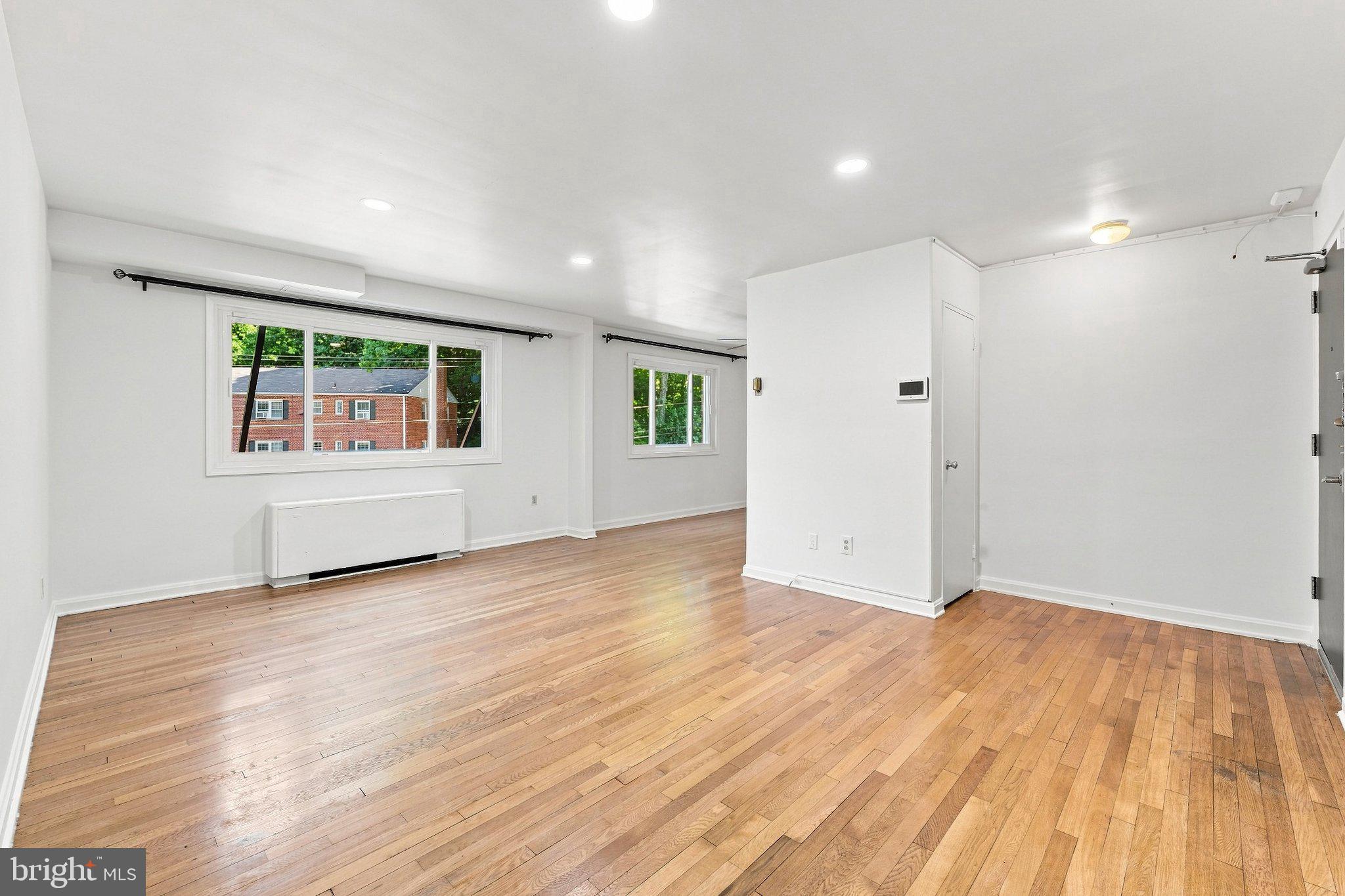95 E WAYNE AVENUE 212