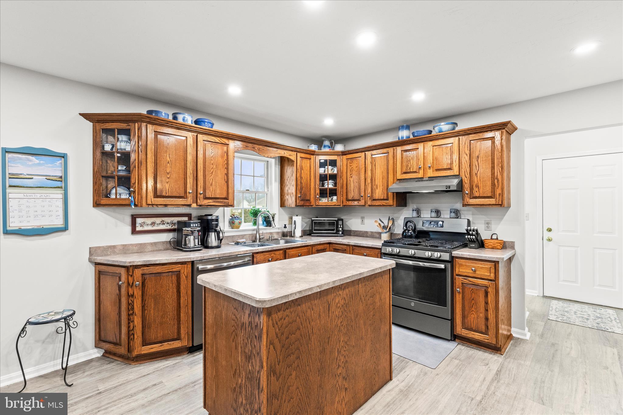 FOX CHASE - Residential