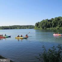 FOX CHASE - Residential