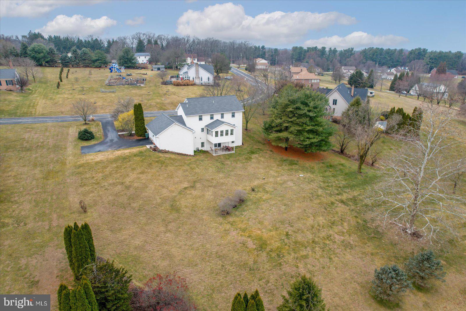 FOX CHASE - Residential