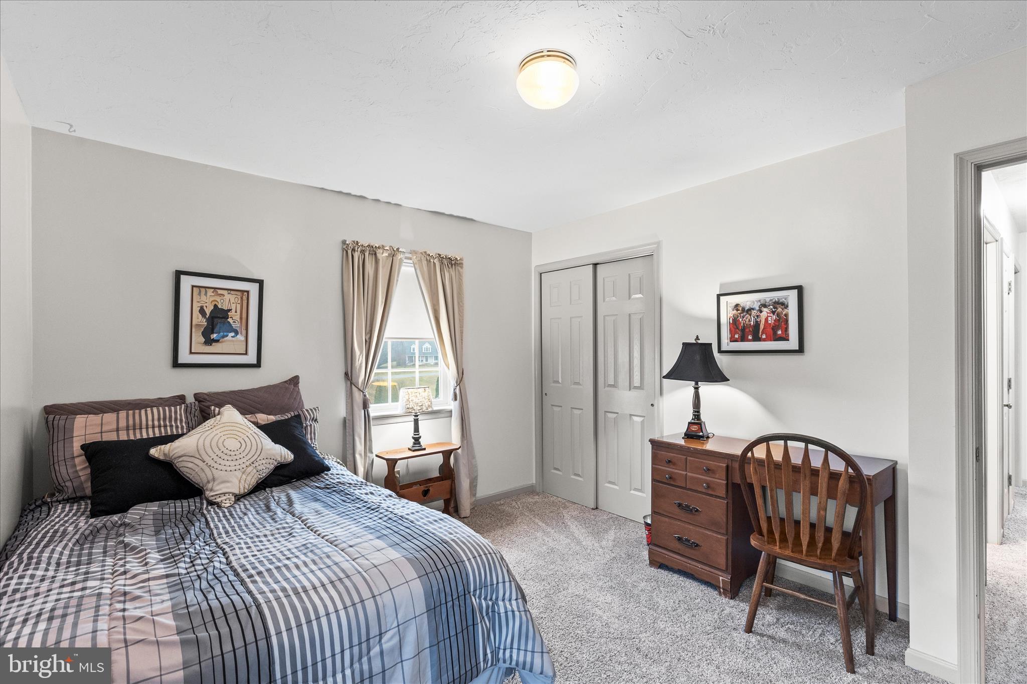 FOX CHASE - Residential