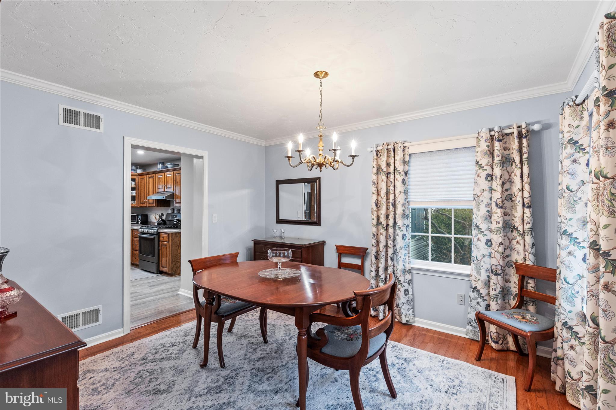 FOX CHASE - Residential