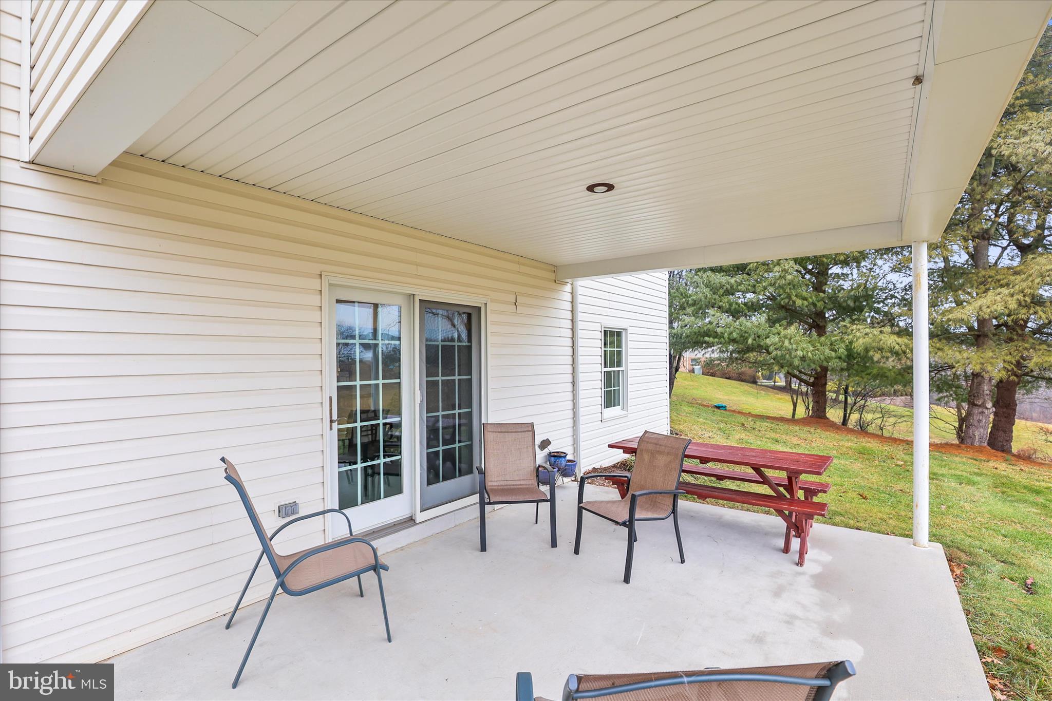 FOX CHASE - Residential