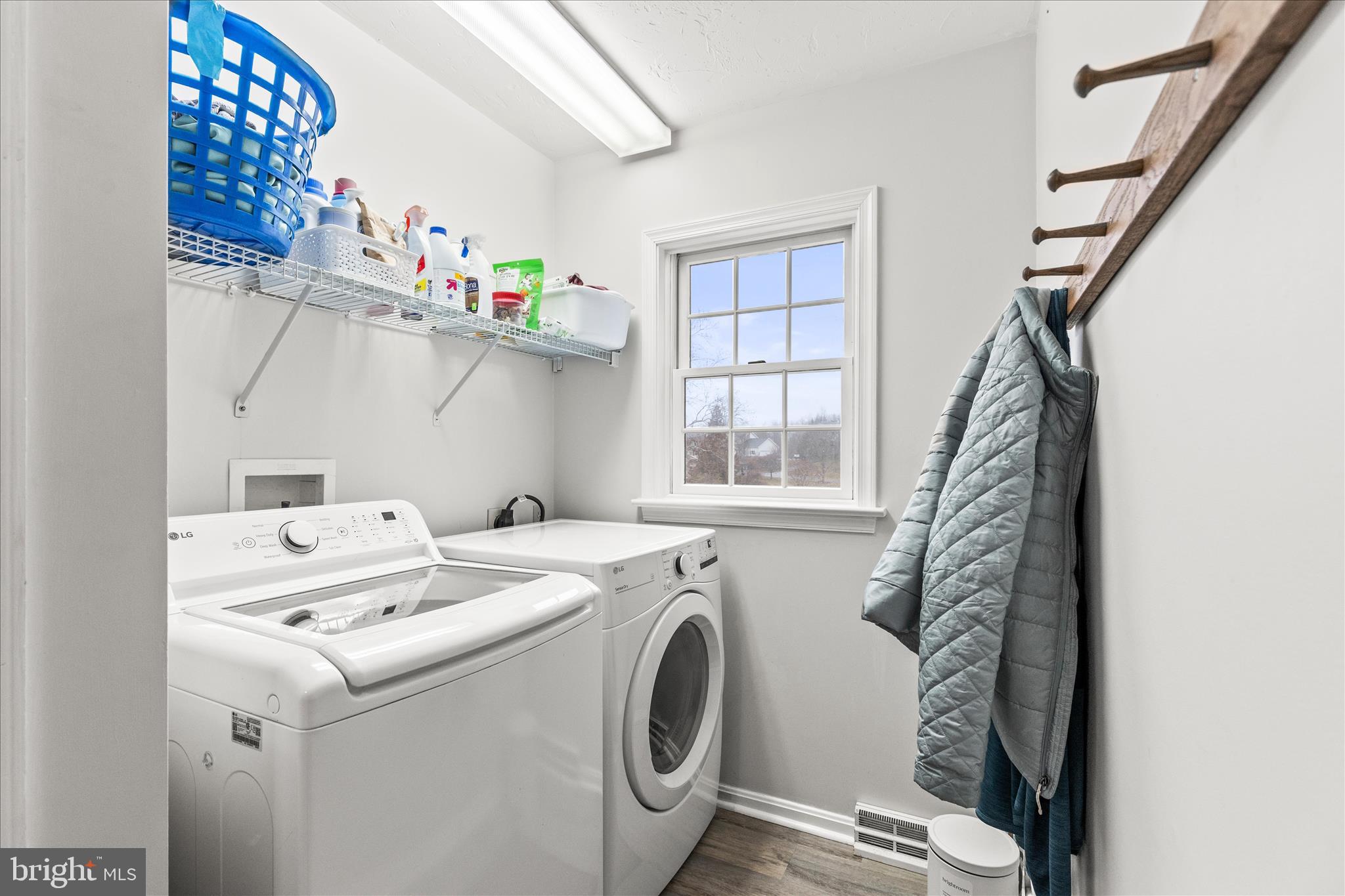 FOX CHASE - Residential