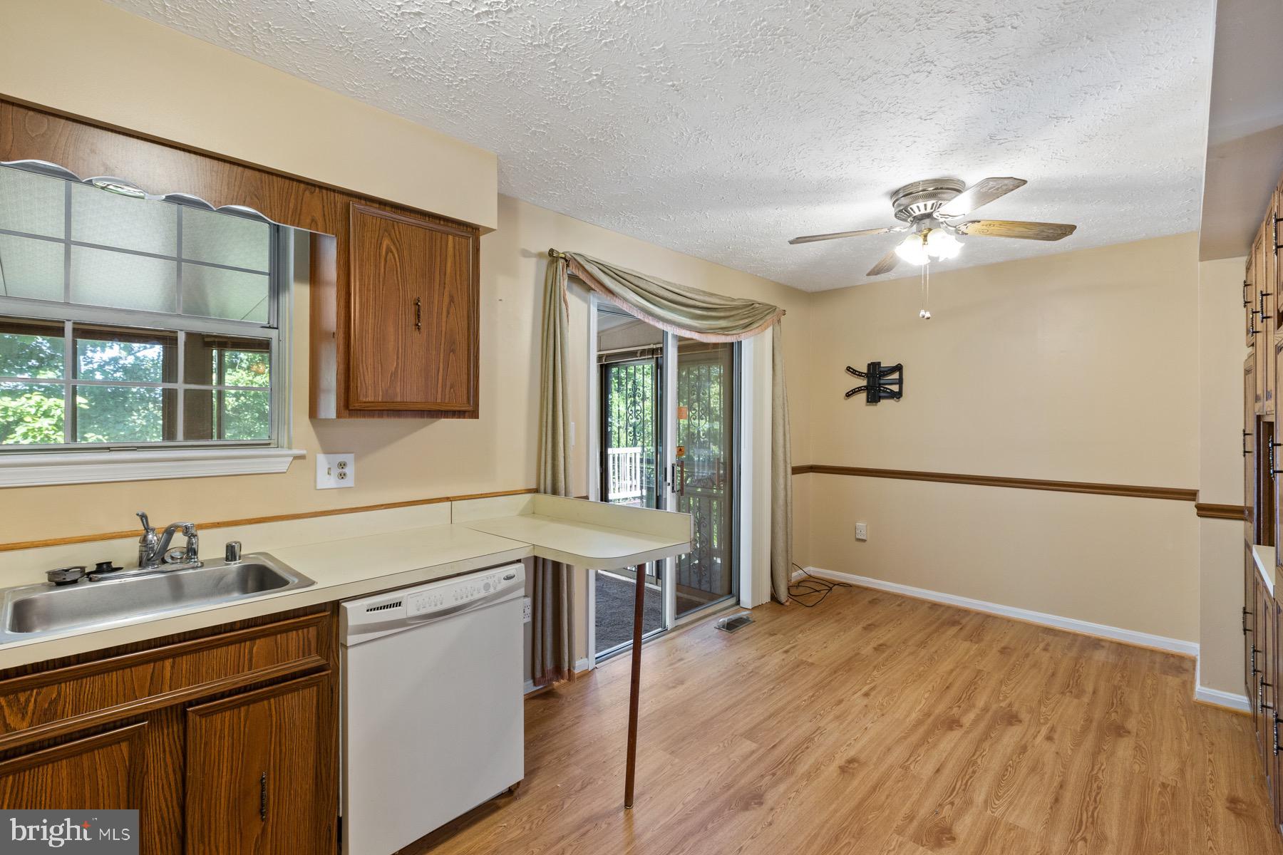 GLENARDEN FOREST - Residential