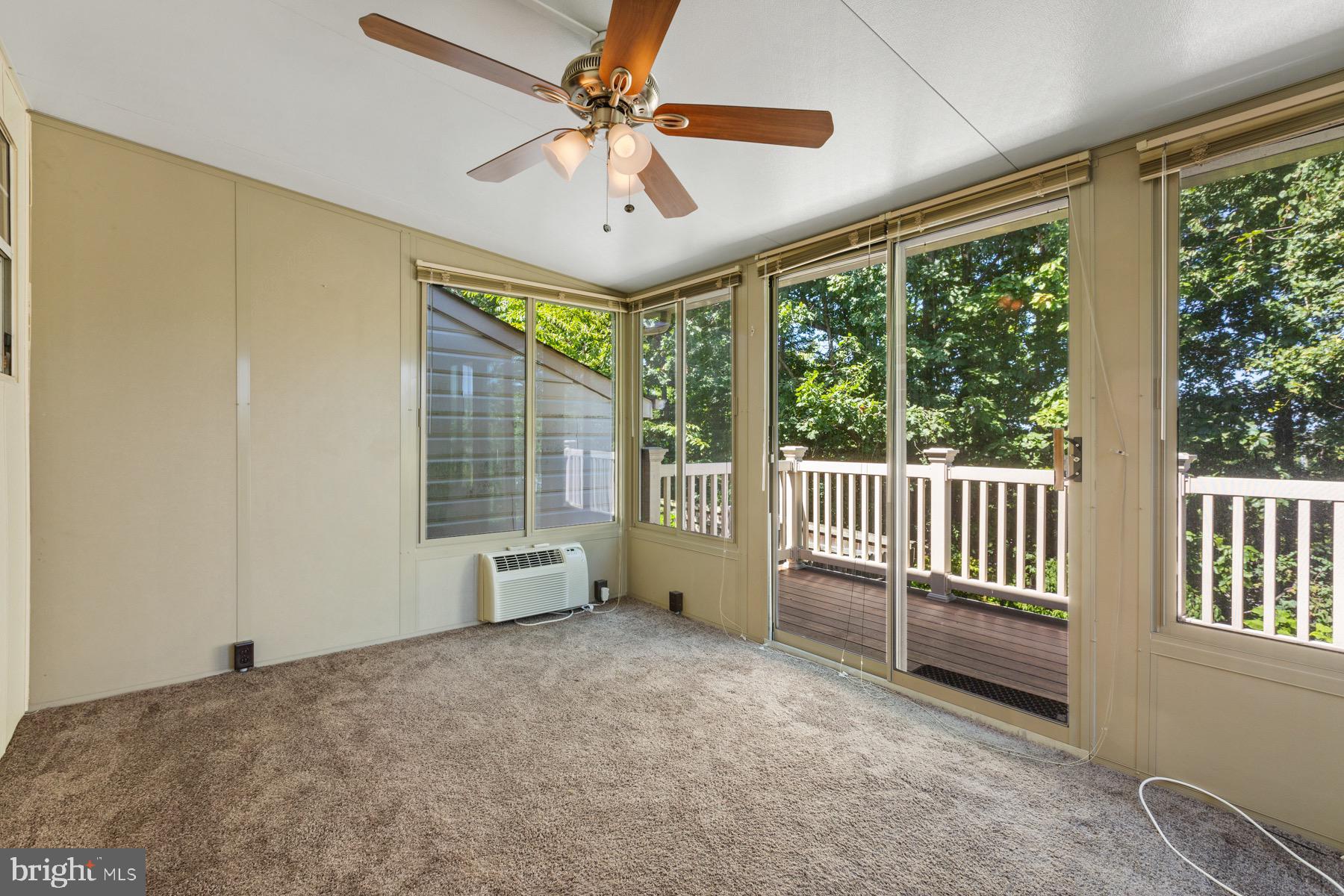 GLENARDEN FOREST - Residential