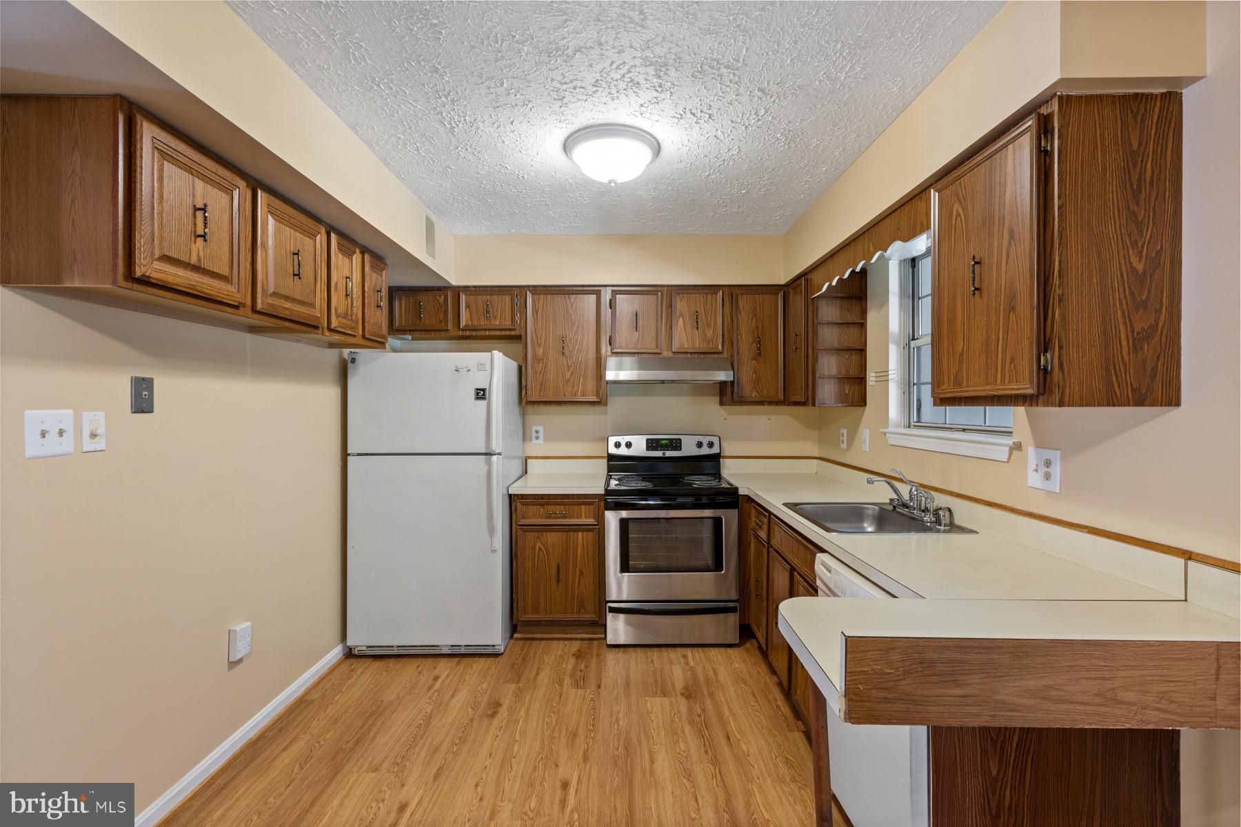 GLENARDEN FOREST - Residential