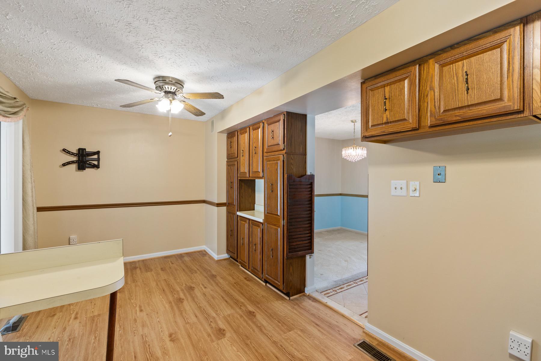 GLENARDEN FOREST - Residential