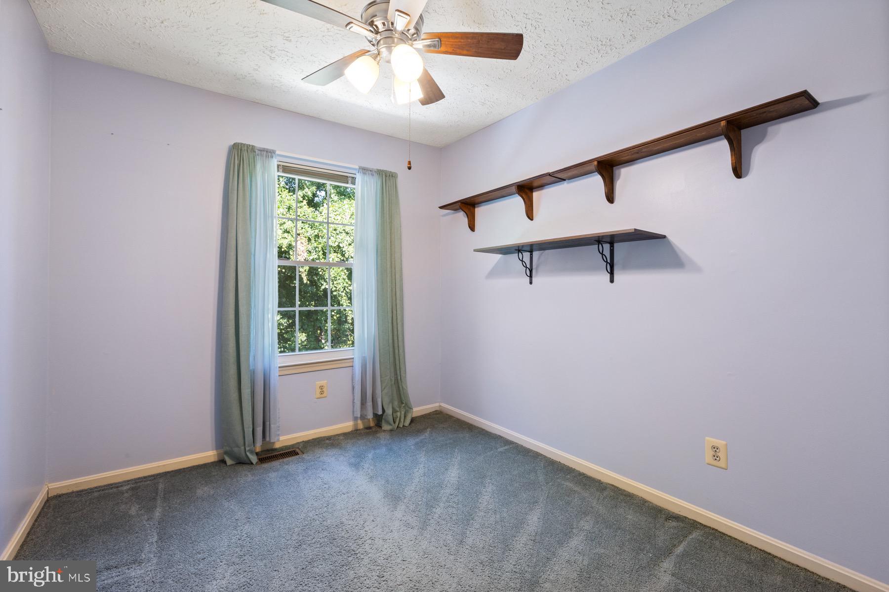 GLENARDEN FOREST - Residential