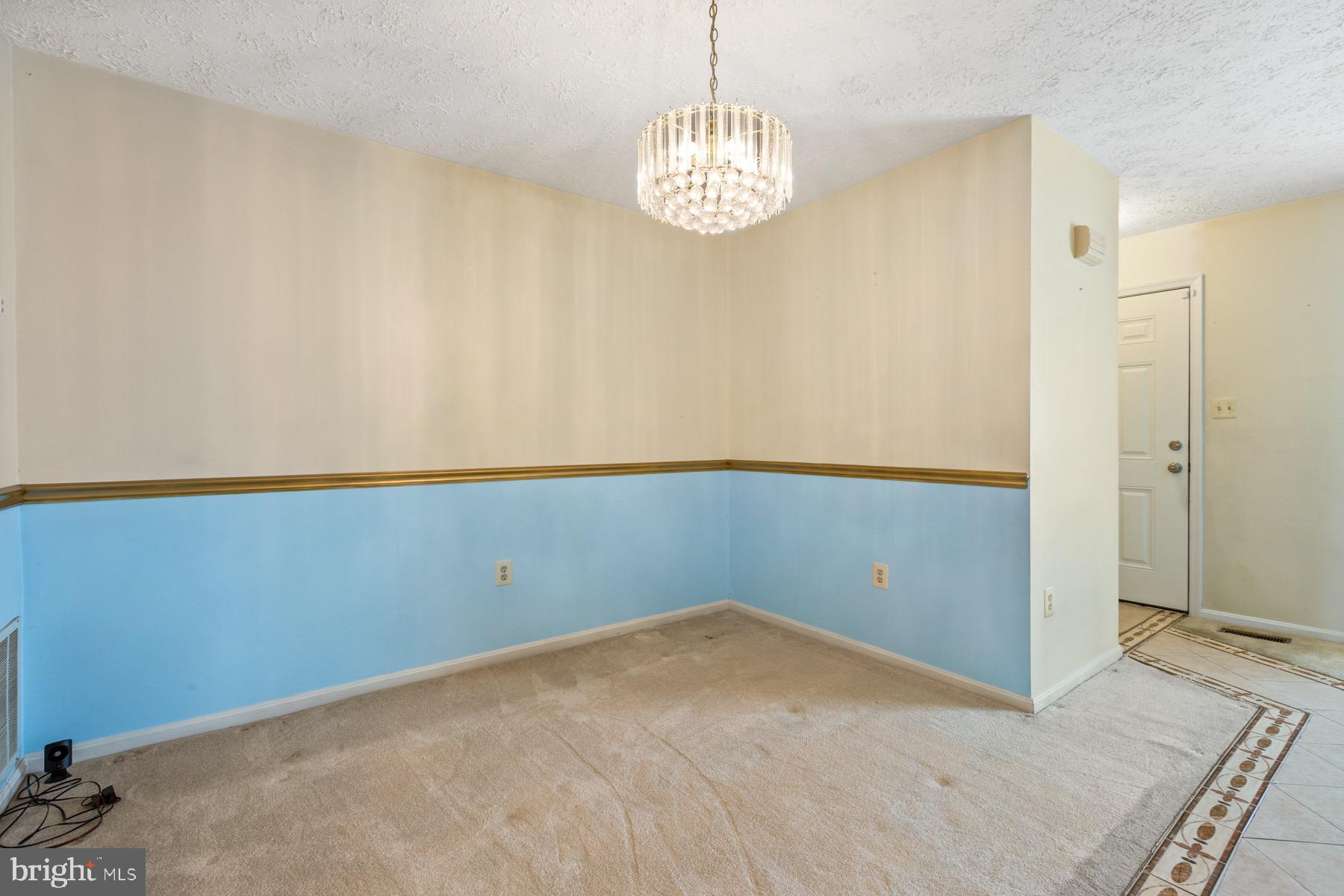 GLENARDEN FOREST - Residential