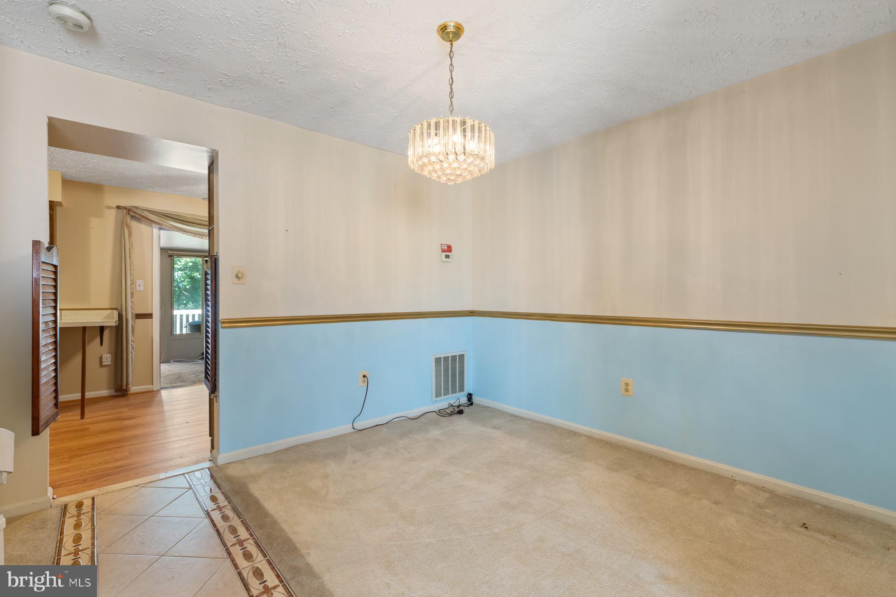 GLENARDEN FOREST - Residential