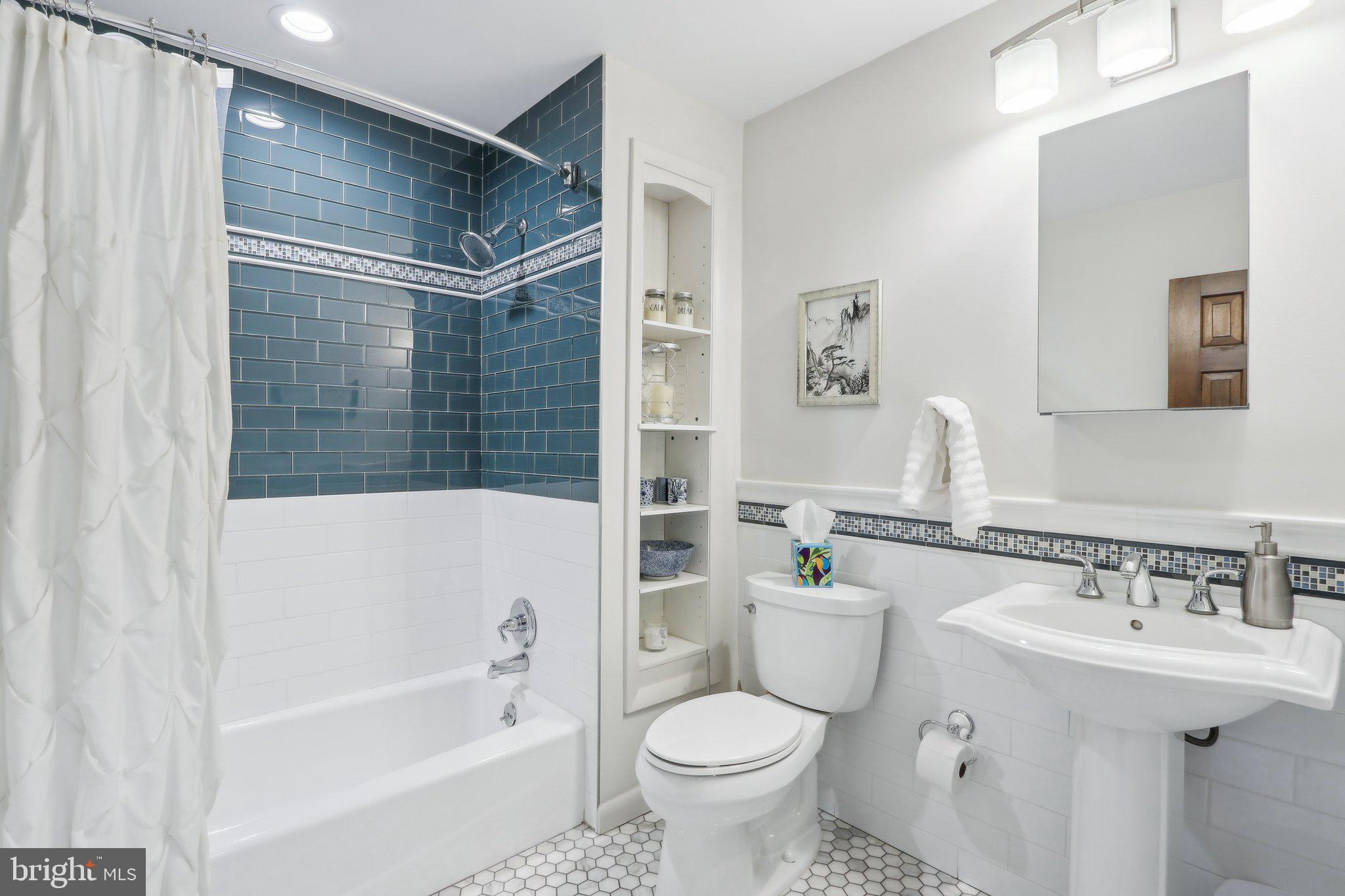 FRIENDSHIP HILLS - Residential