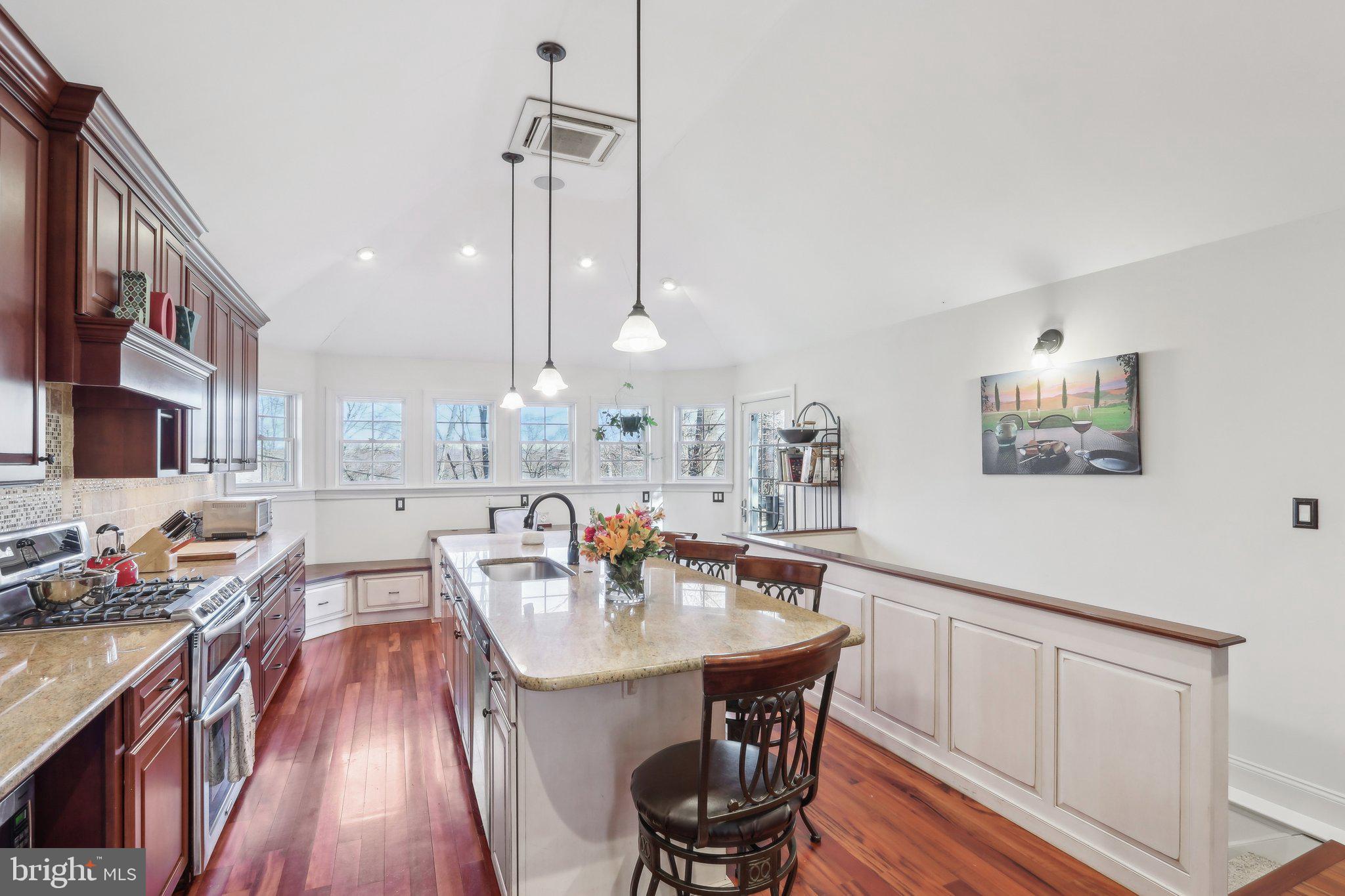 FRIENDSHIP HILLS - Residential