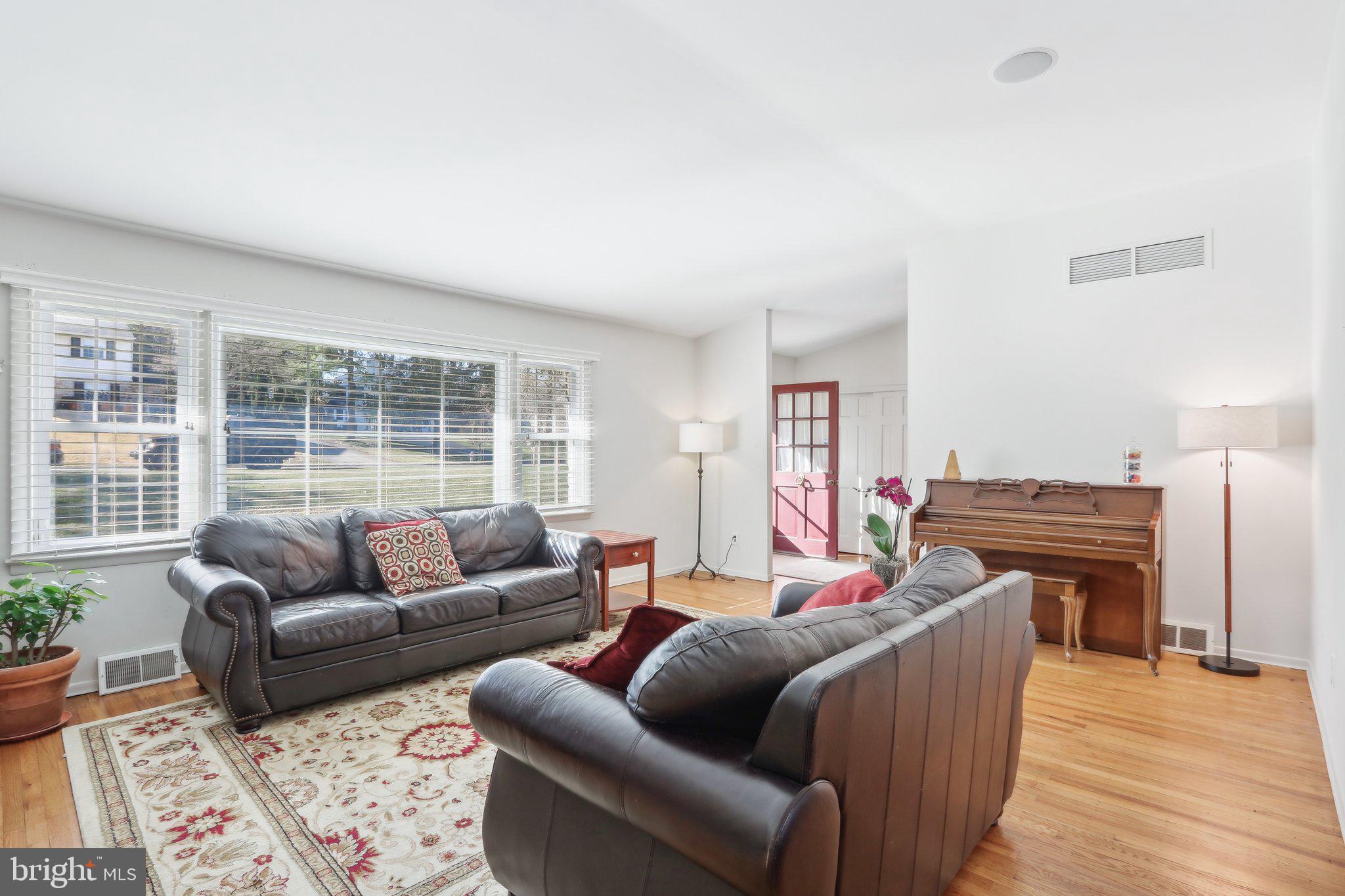 FRIENDSHIP HILLS - Residential