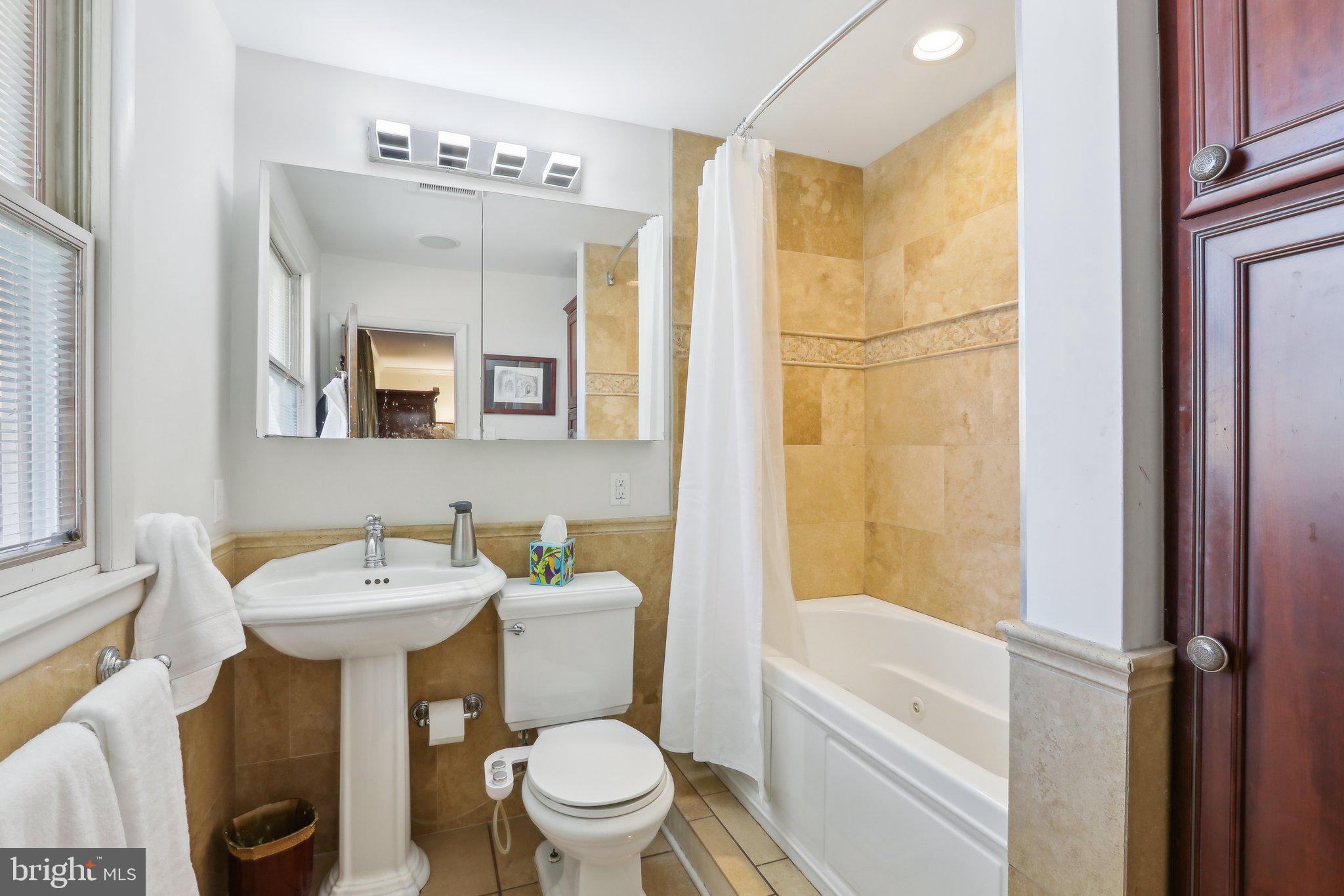 FRIENDSHIP HILLS - Residential