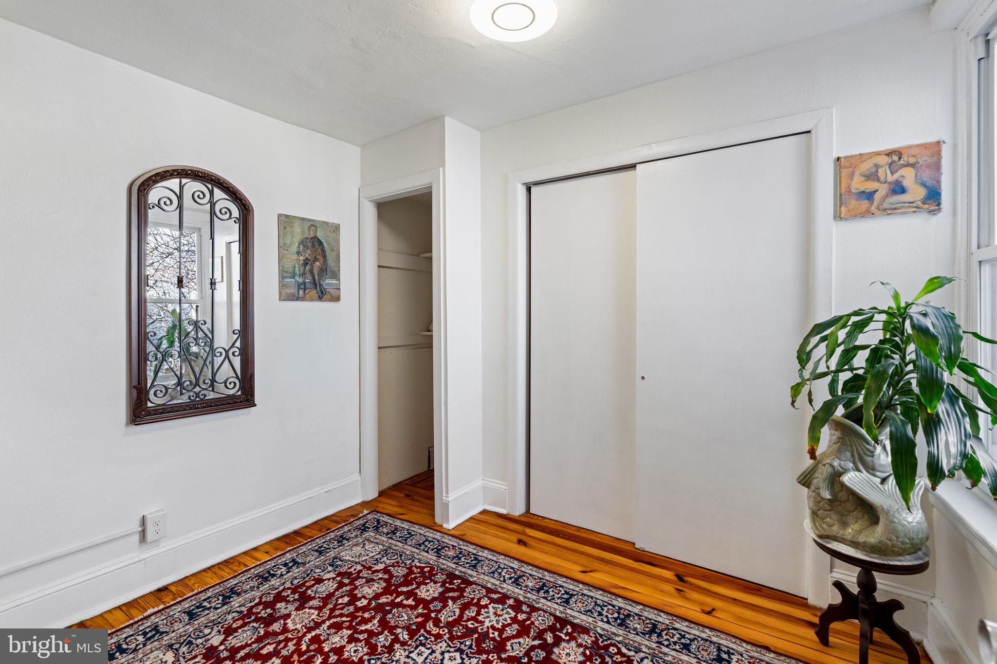 FAIRMOUNT - Residential