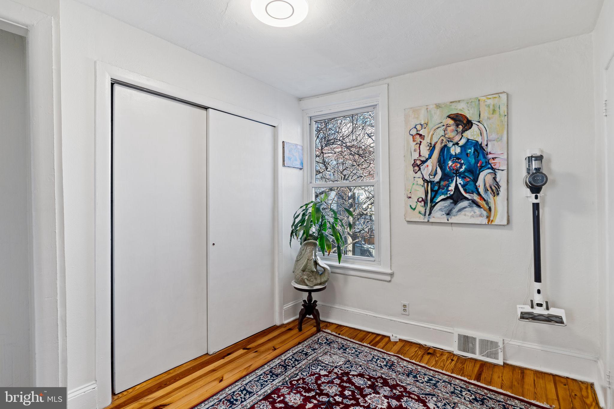 FAIRMOUNT - Residential