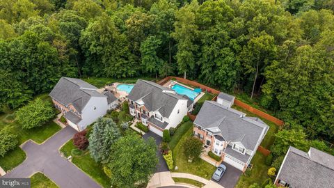 Homes For Sale - 15342 Colonel Tansill Court<br/> WOODBRIDGE, VA 22193