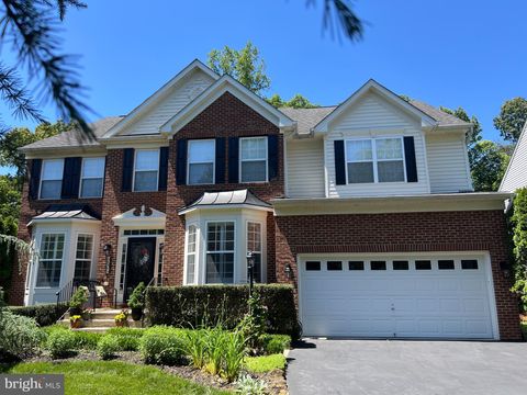 Photo of 15342 Colonel Tansill Court, WOODBRIDGE, VA 22193 (MLS # VAPW2121440)