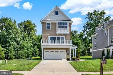 MLS: MDHR2054210