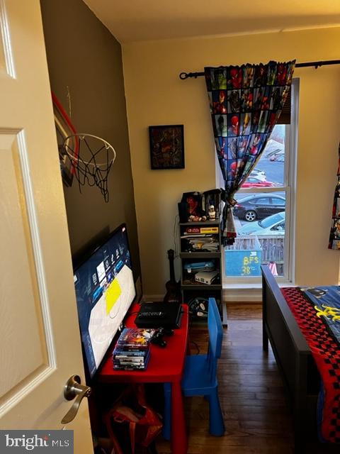 MILL CRK TOWNE EAST - Residential Lease