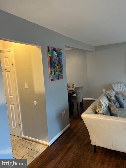 MILL CRK TOWNE EAST - Residential Lease