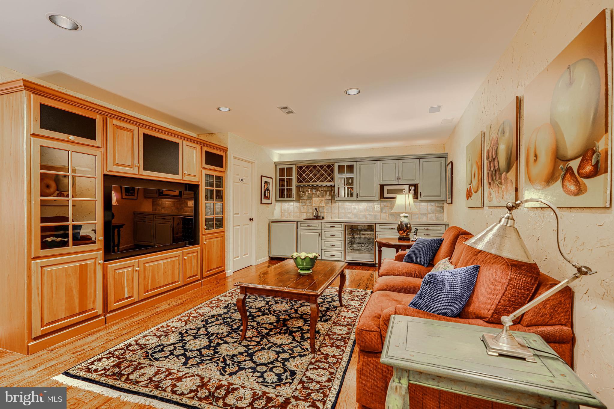 HUNT RIDGE - Residential