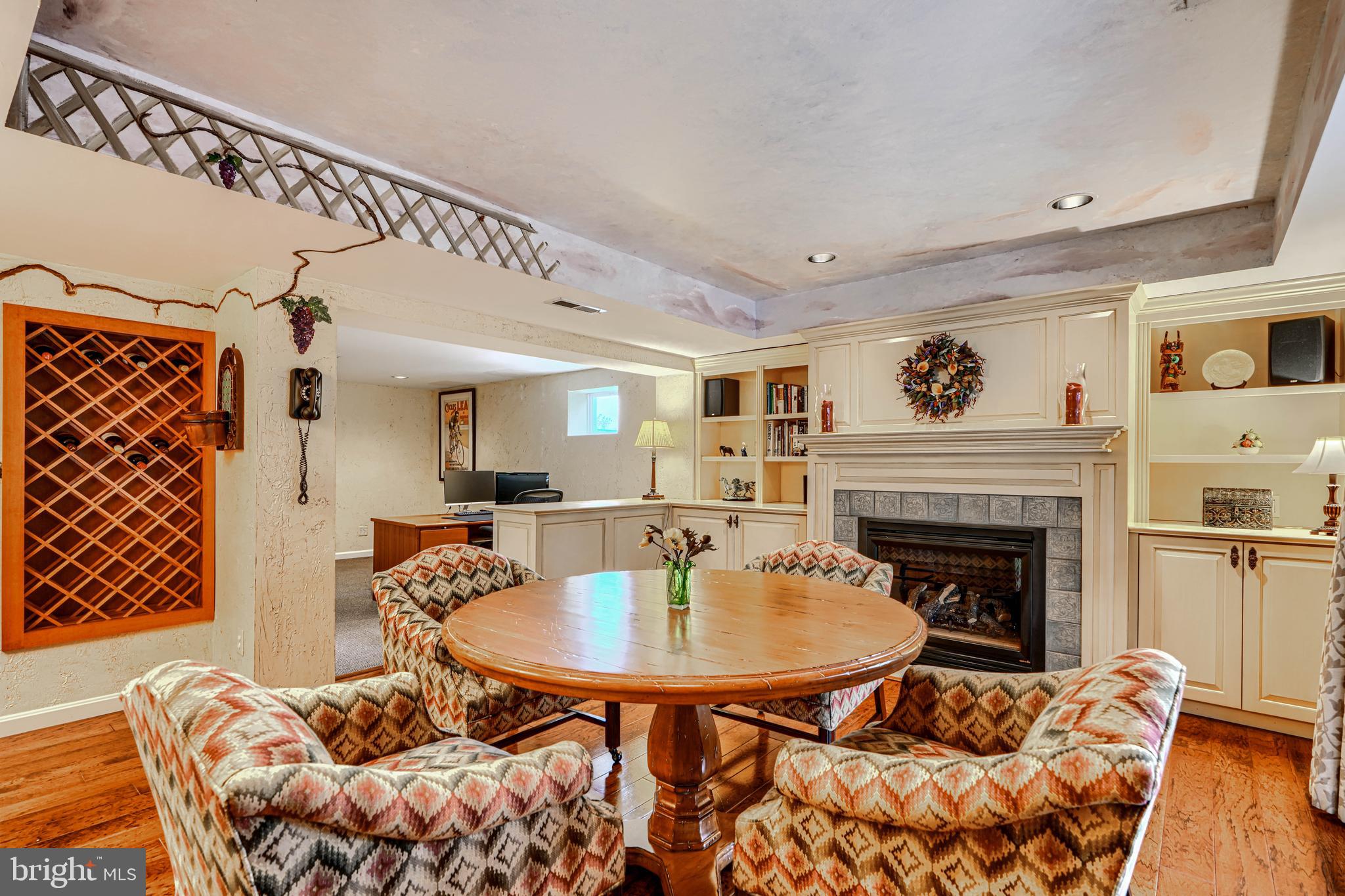 HUNT RIDGE - Residential