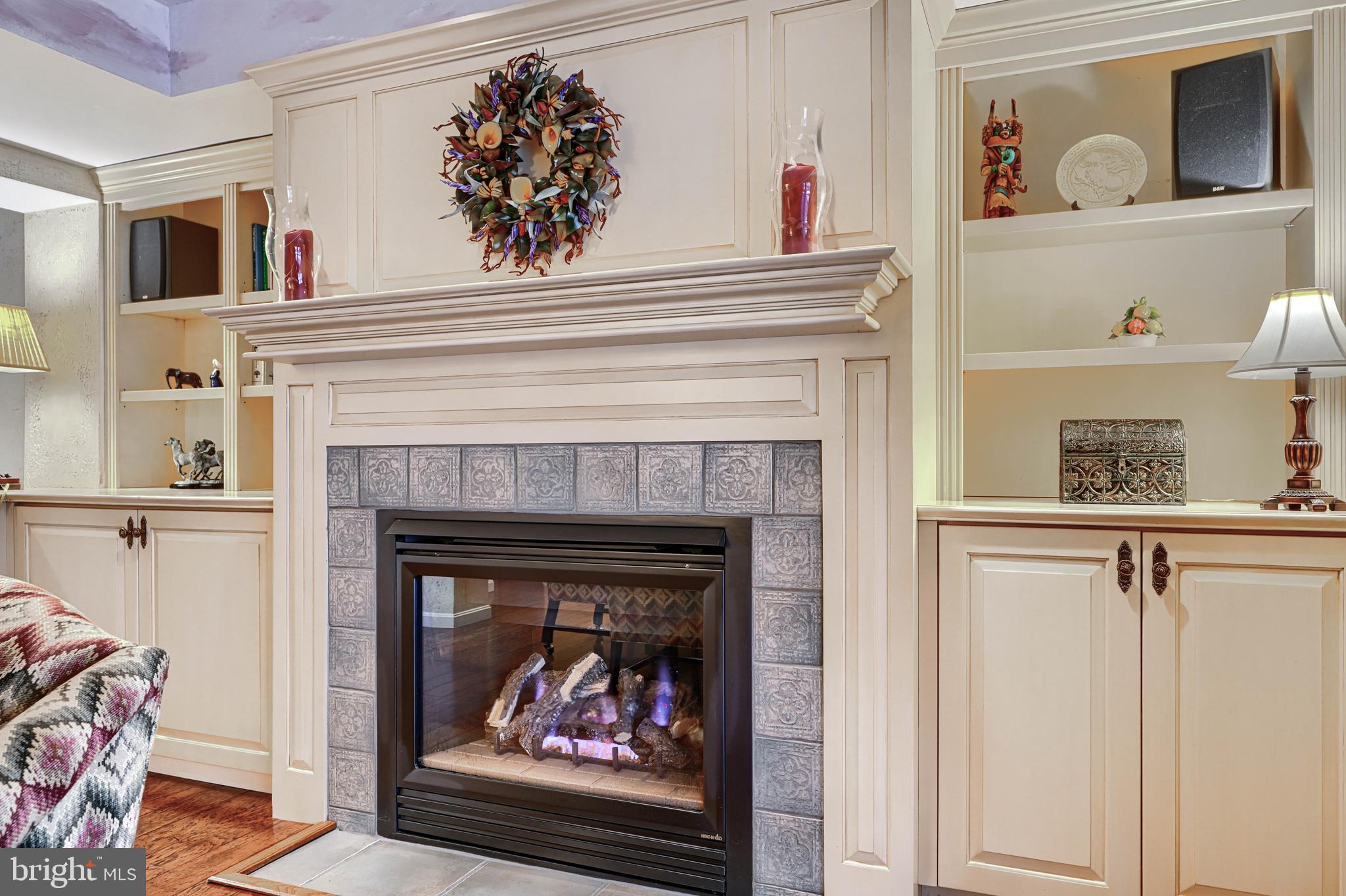 HUNT RIDGE - Residential