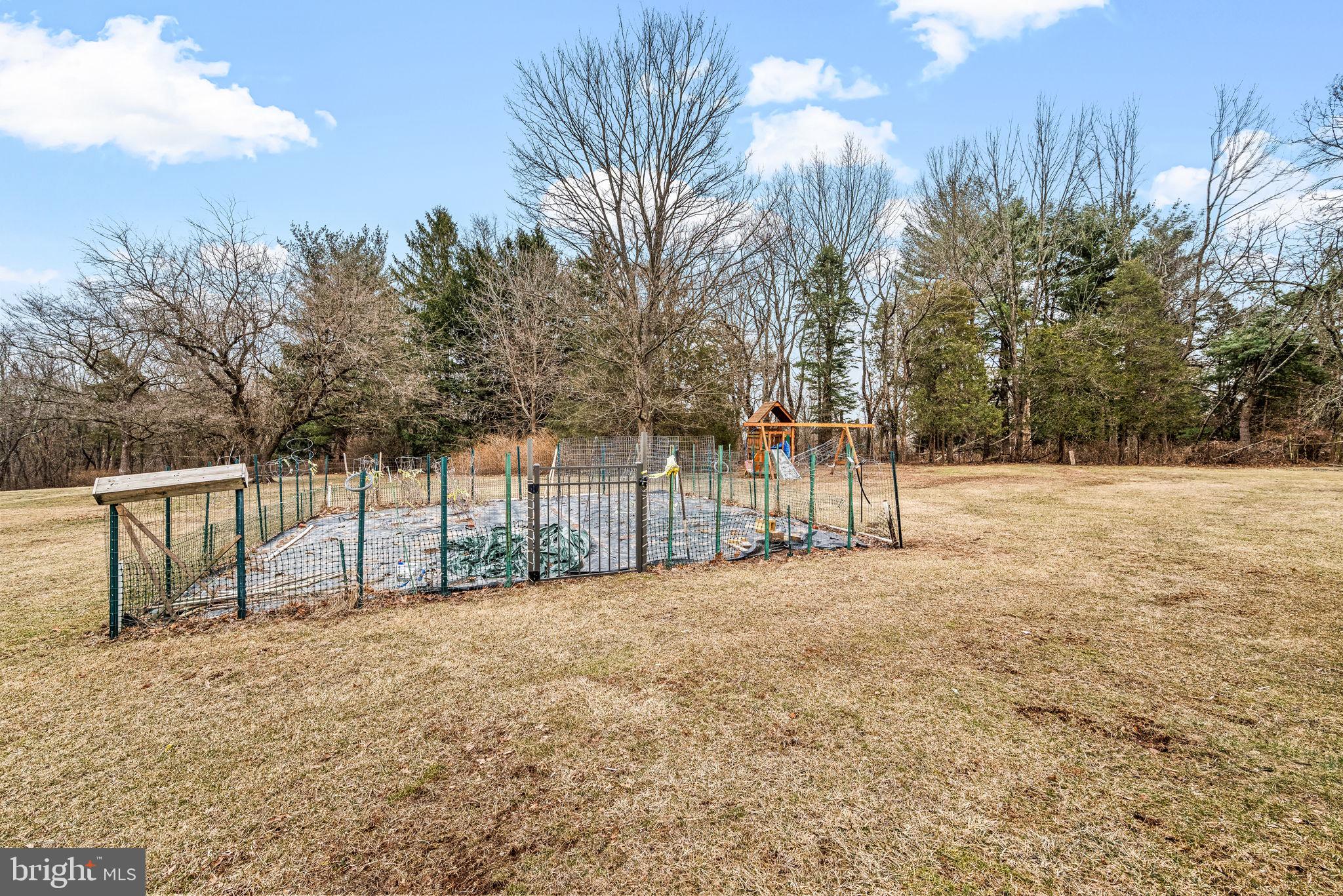 CEDAR VIEW ESTS - Residential