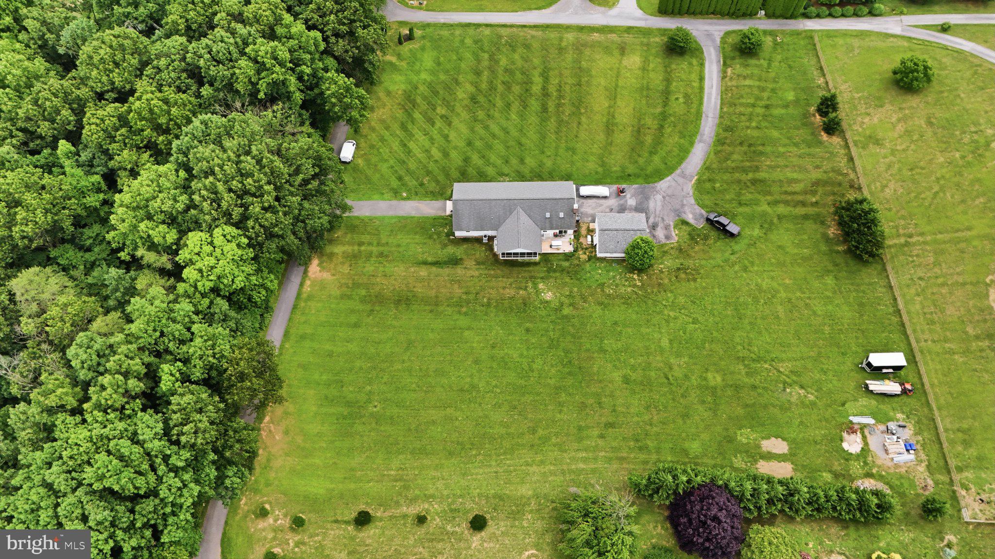 2910 CLEAR HILL LANE