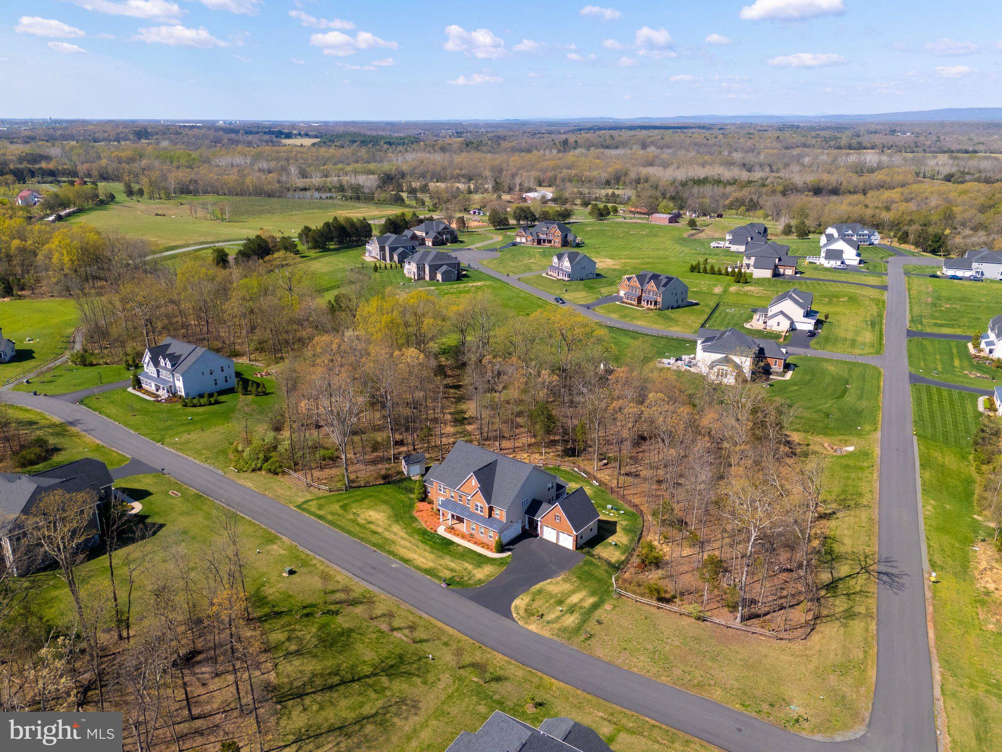 STONEBRIDGE AT THE WINERY AT BULL RUN - Residential