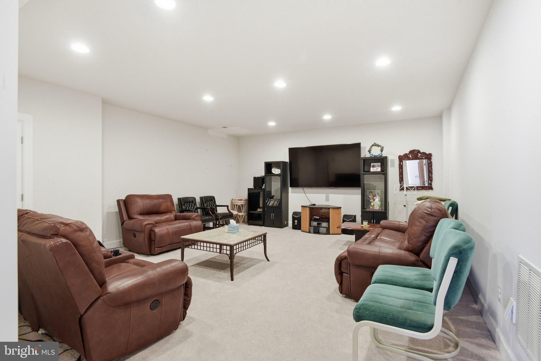 STONEBRIDGE AT THE WINERY AT BULL RUN - Residential