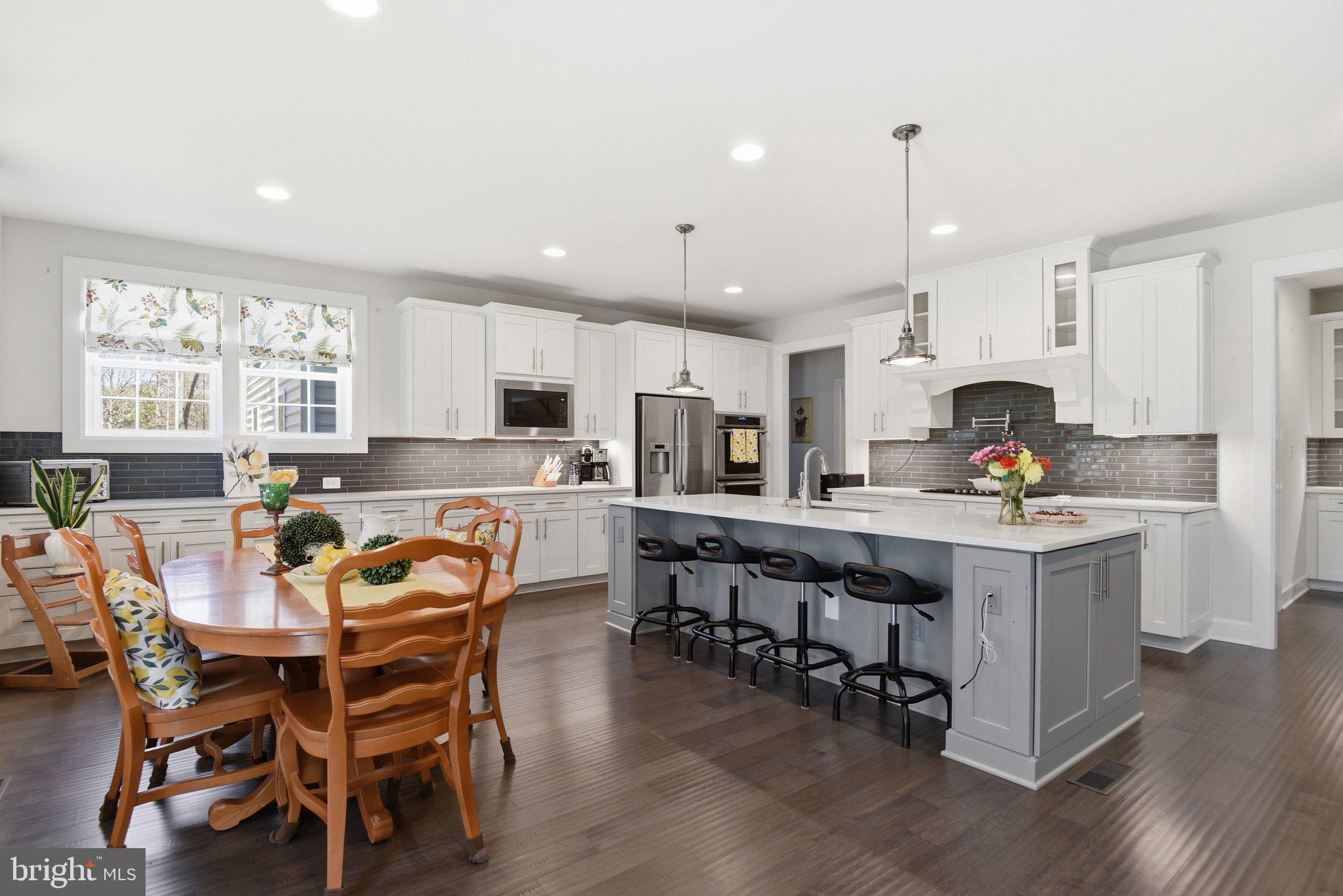 STONEBRIDGE AT THE WINERY AT BULL RUN - Residential