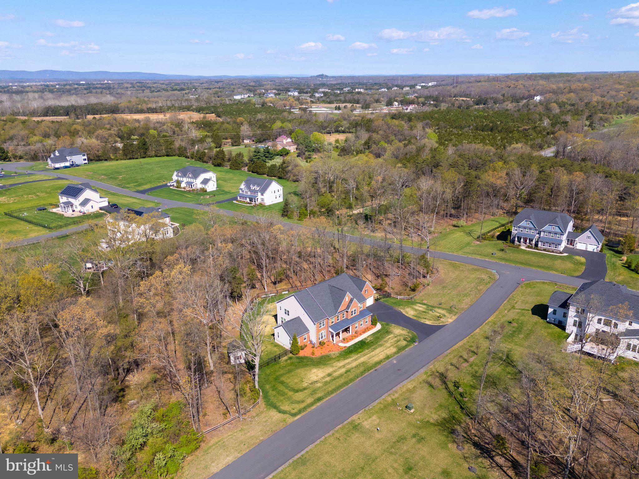 STONEBRIDGE AT THE WINERY AT BULL RUN - Residential