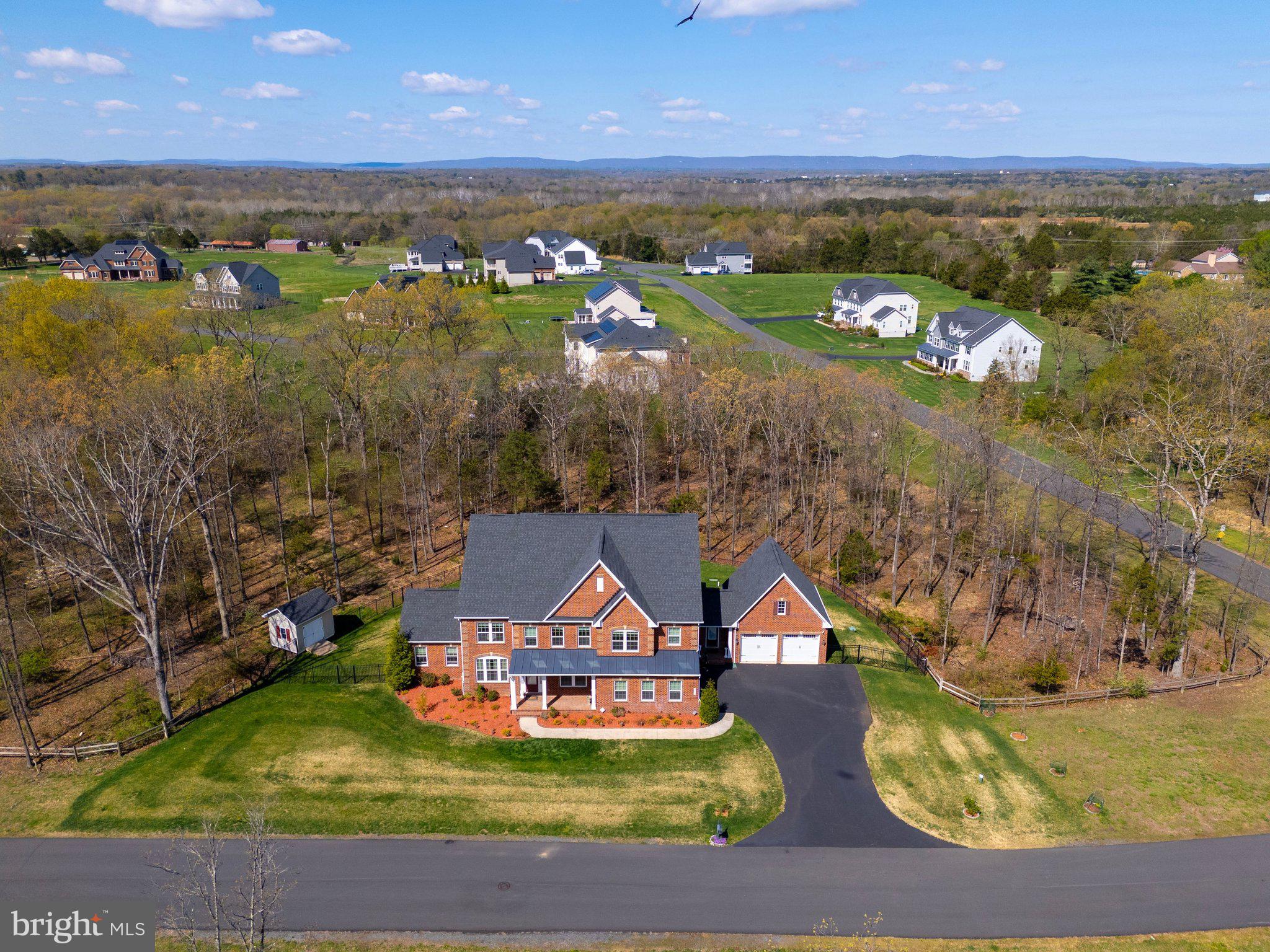 STONEBRIDGE AT THE WINERY AT BULL RUN - Residential