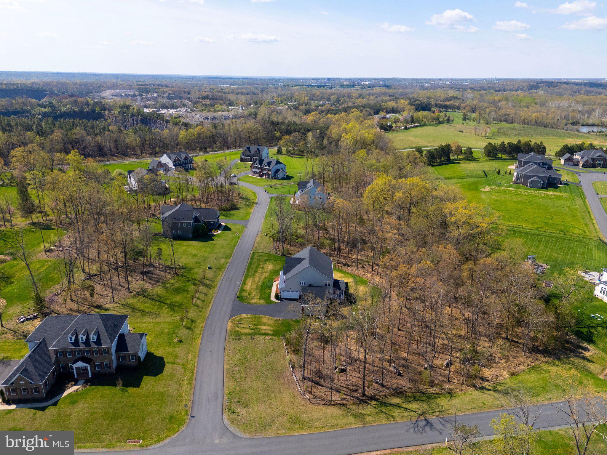 STONEBRIDGE AT THE WINERY AT BULL RUN - Residential