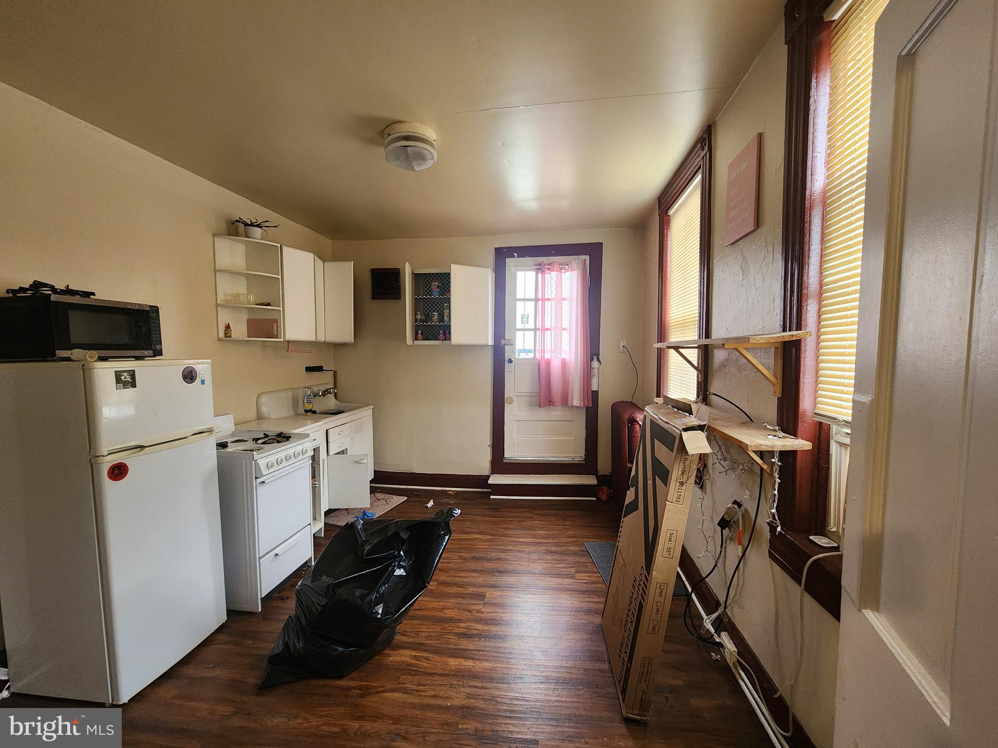 CHARLES VILLAGE - Commercial Sale