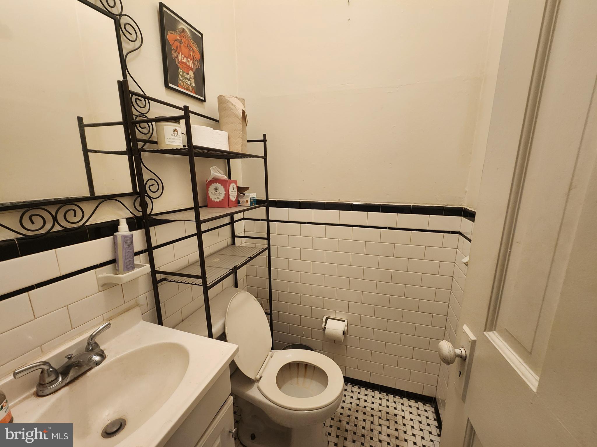 CHARLES VILLAGE - Commercial Sale