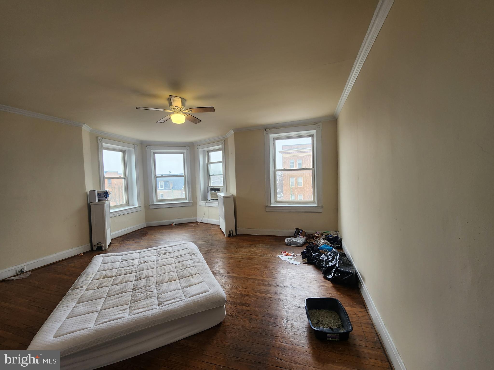 CHARLES VILLAGE - Commercial Sale