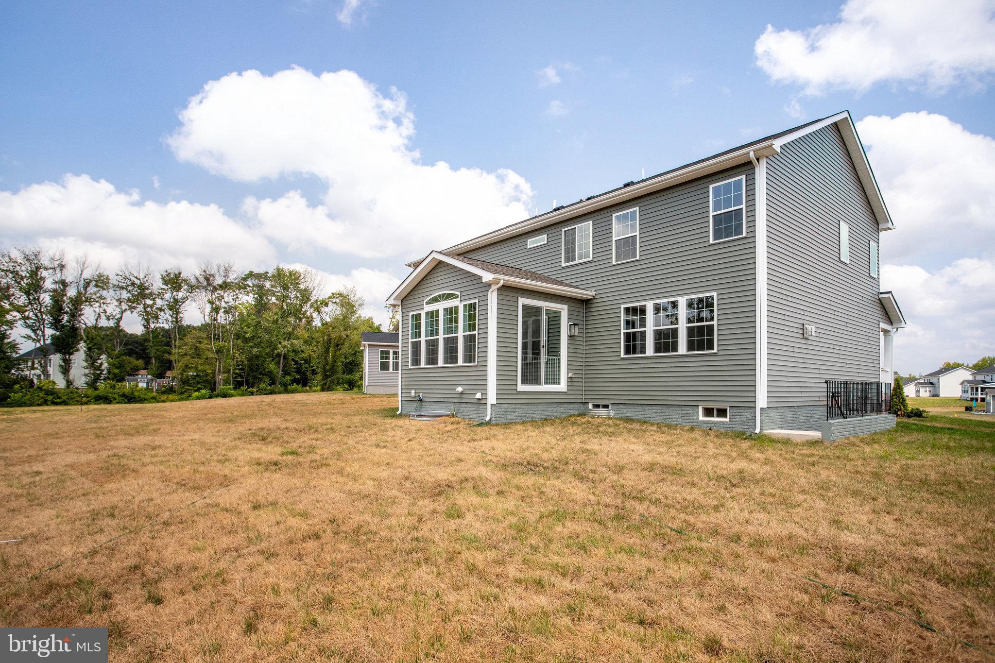 WHITE OAK RESERVE - Residential