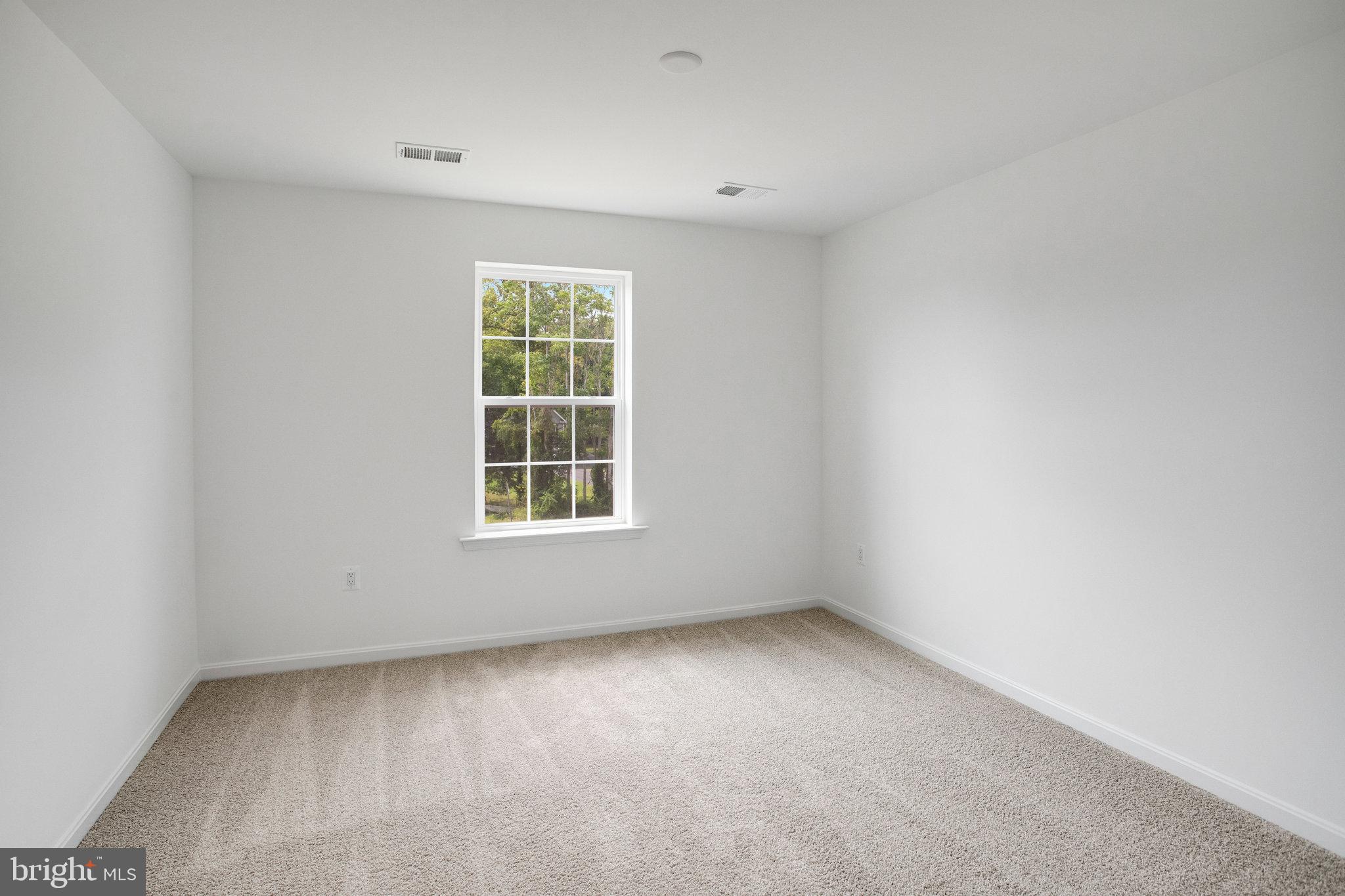 WHITE OAK RESERVE - Residential