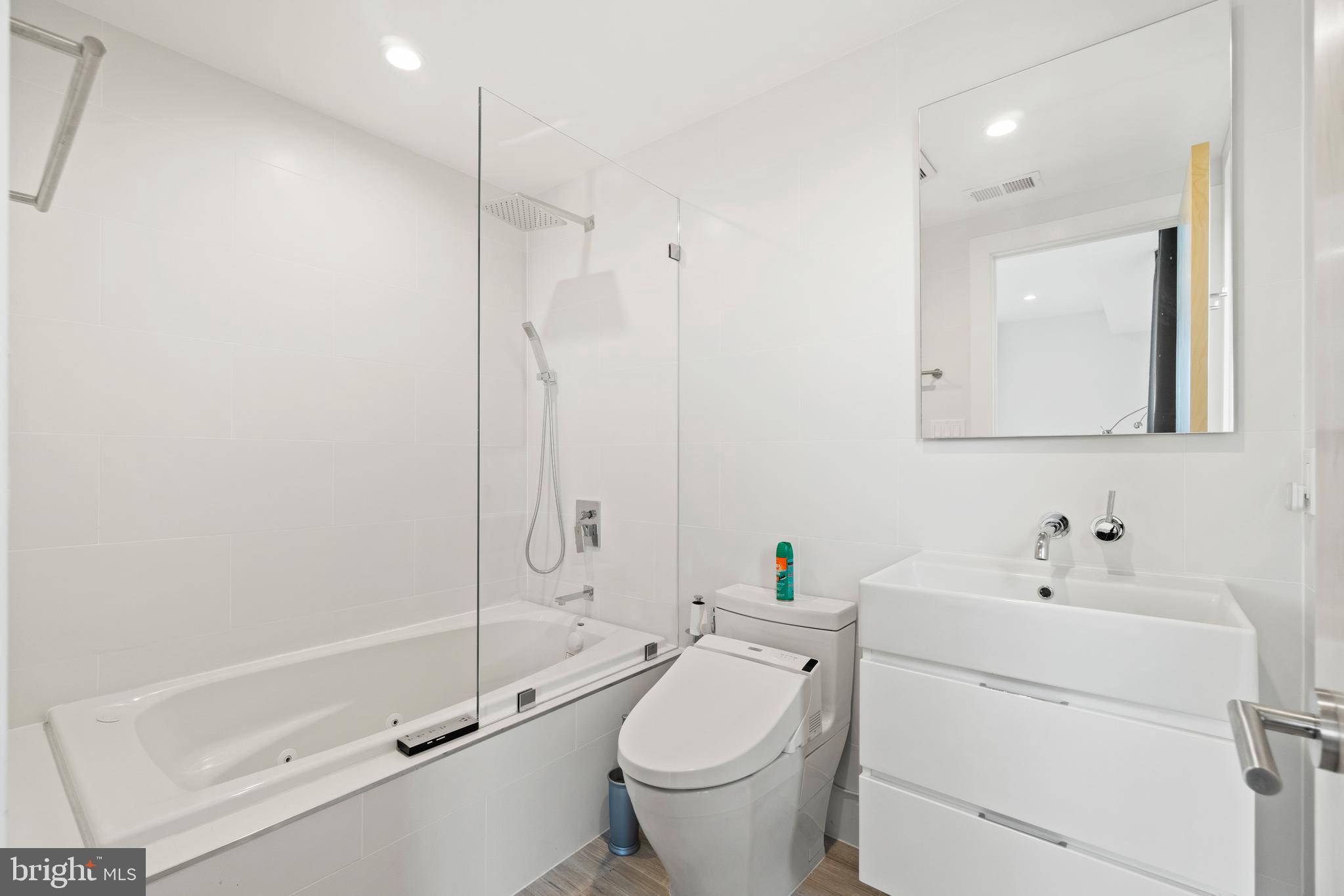 LIZZIE MILL RD - Residential